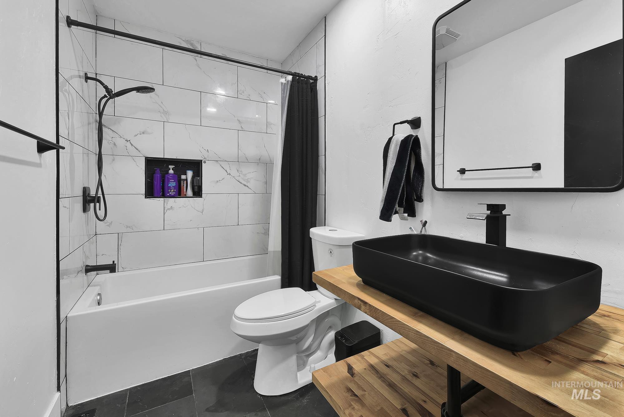 709 E Elm Ave, Parma, Idaho 83660, 4 Bedrooms, 3 Bathrooms, Residential For Sale, Price $535,000, 98970987