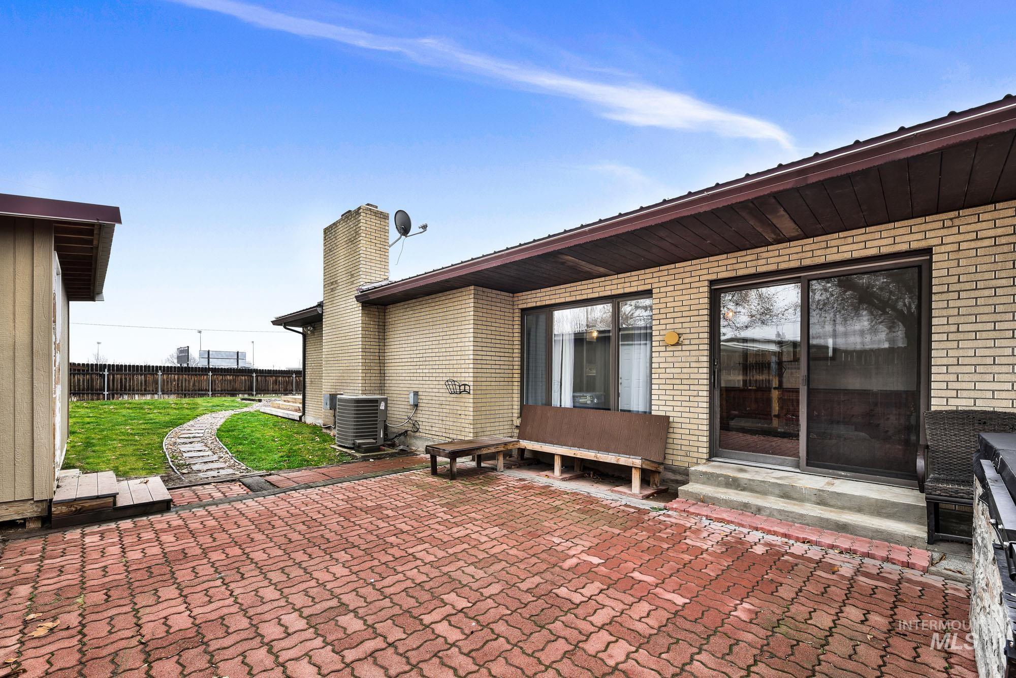 709 E Elm Ave, Parma, Idaho 83660, 4 Bedrooms, 3 Bathrooms, Residential For Sale, Price $535,000,MLS 98970987