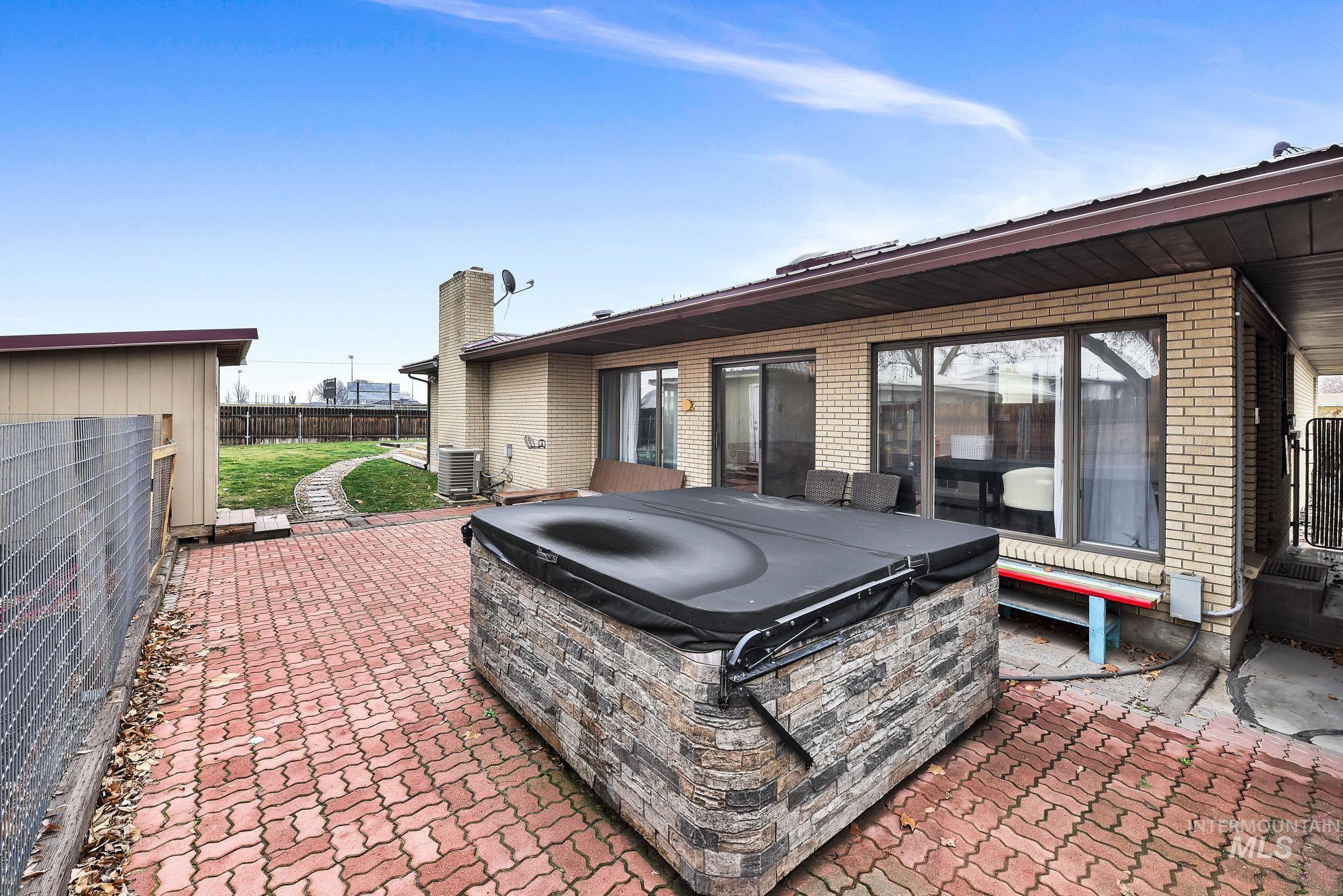 709 E Elm Ave, Parma, Idaho 83660, 4 Bedrooms, 3 Bathrooms, Residential For Sale, Price $535,000, 98970987