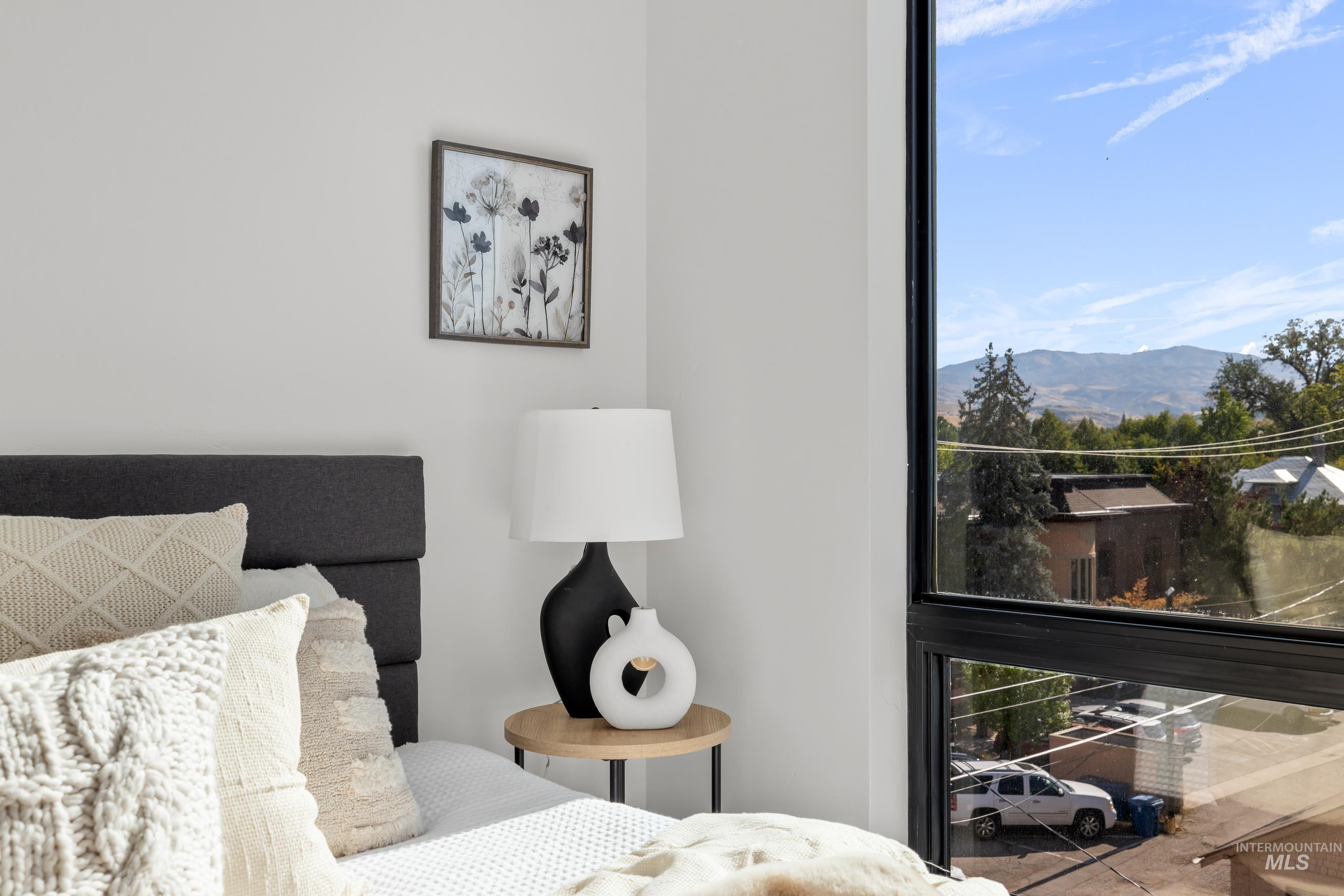 1620 W Bannock St, Boise, Idaho 83702, 2 Bedrooms, 2 Bathrooms, Residential For Sale, Price $629,900, 98970988