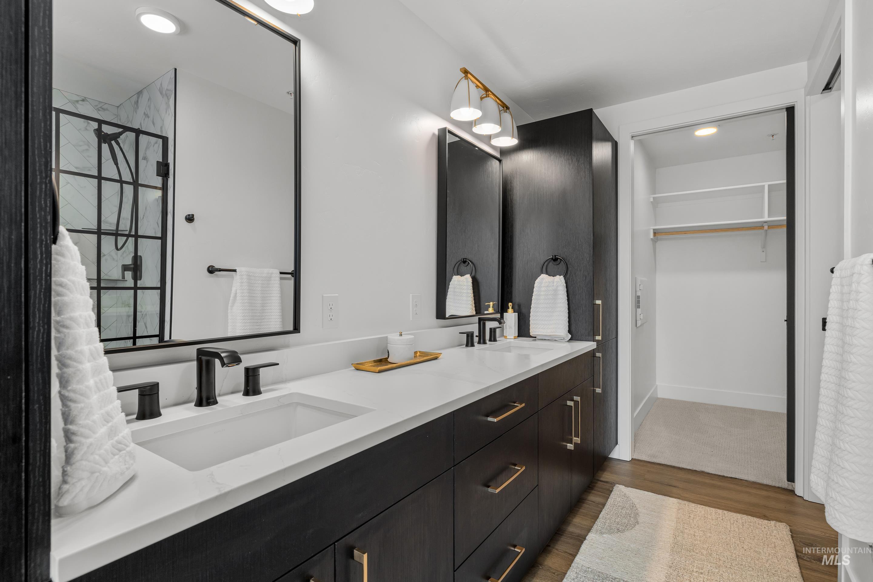 1620 W Bannock St, Boise, Idaho 83702, 2 Bedrooms, 2 Bathrooms, Residential For Sale, Price $614,900,MLS 98970988