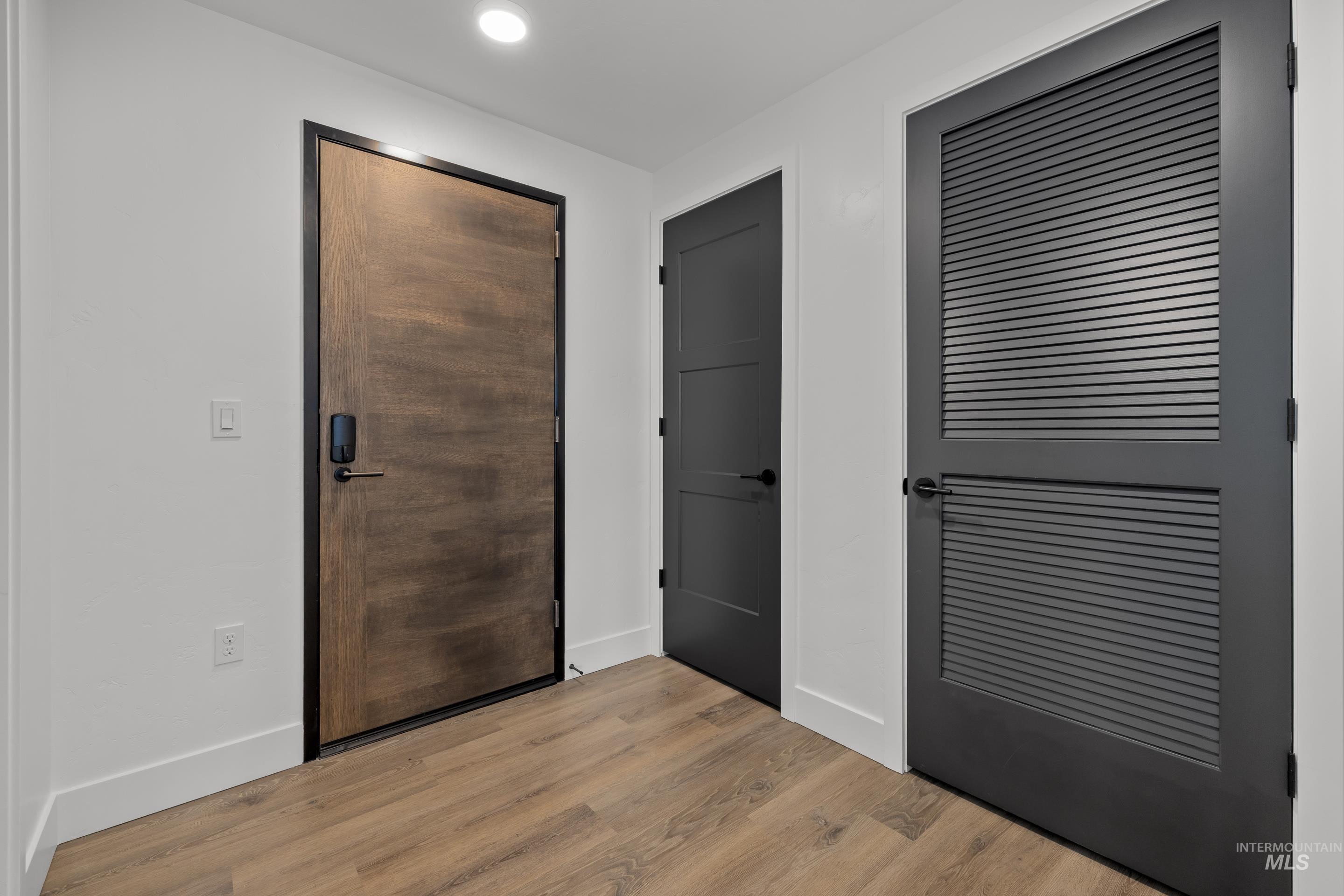 1620 W Bannock St, Boise, Idaho 83702, 2 Bedrooms, 2 Bathrooms, Residential For Sale, Price $614,900,MLS 98970988