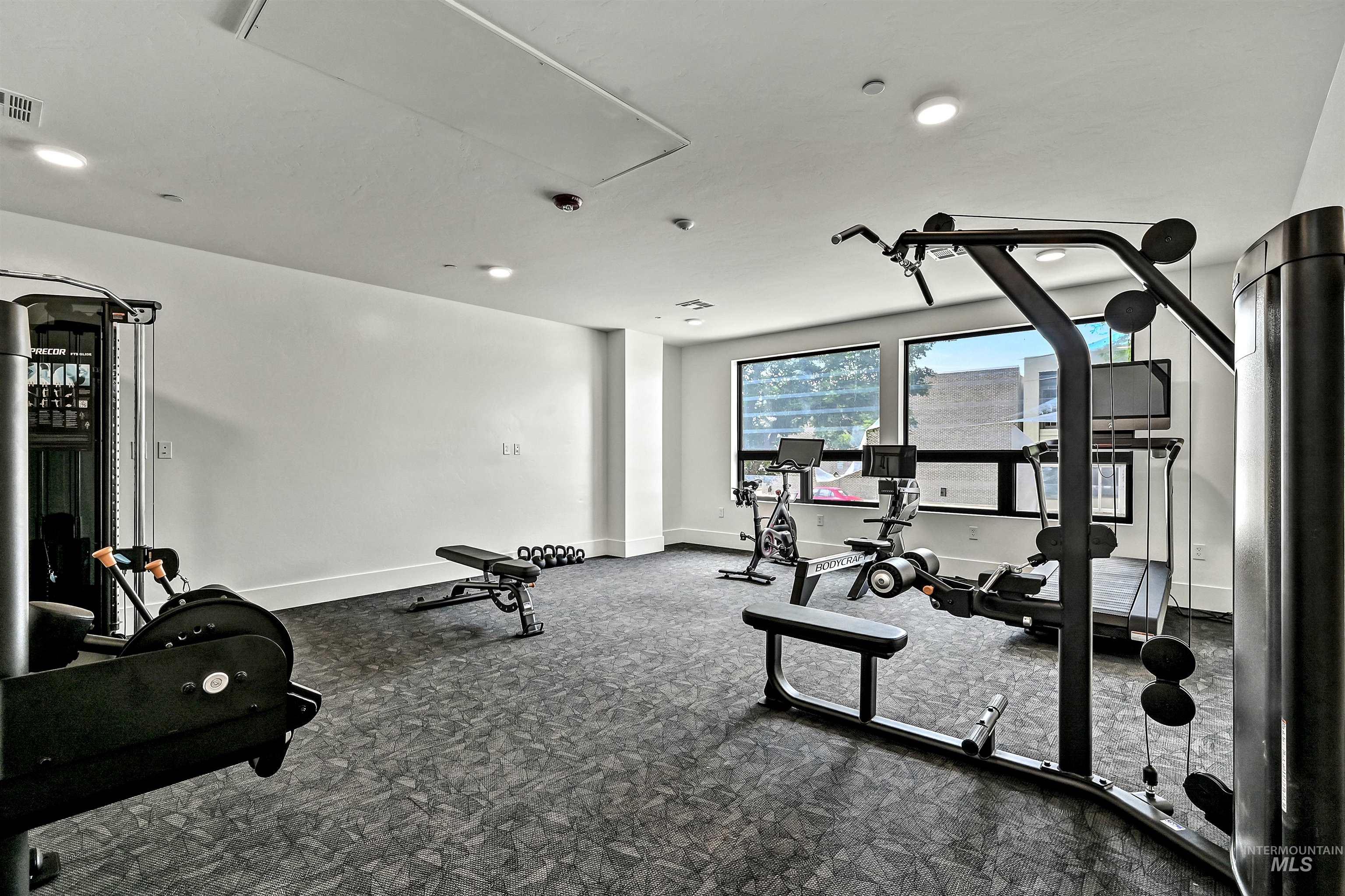 1620 W Bannock St, Boise, Idaho 83702, 2 Bedrooms, 2 Bathrooms, Residential For Sale, Price $629,900, 98970988