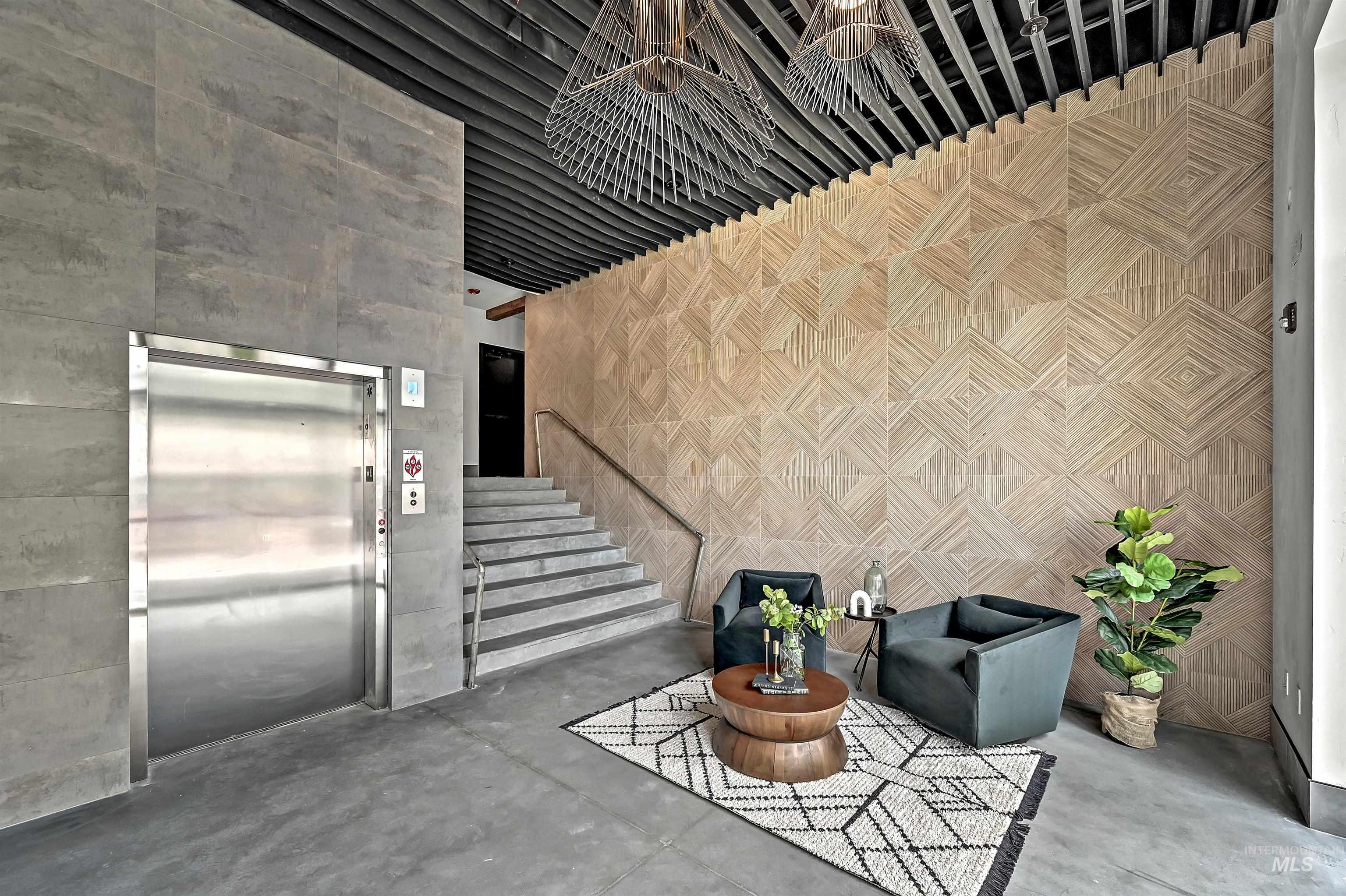 1620 W Bannock St, Boise, Idaho 83702, 2 Bedrooms, 2 Bathrooms, Residential For Sale, Price $629,900, 98970988