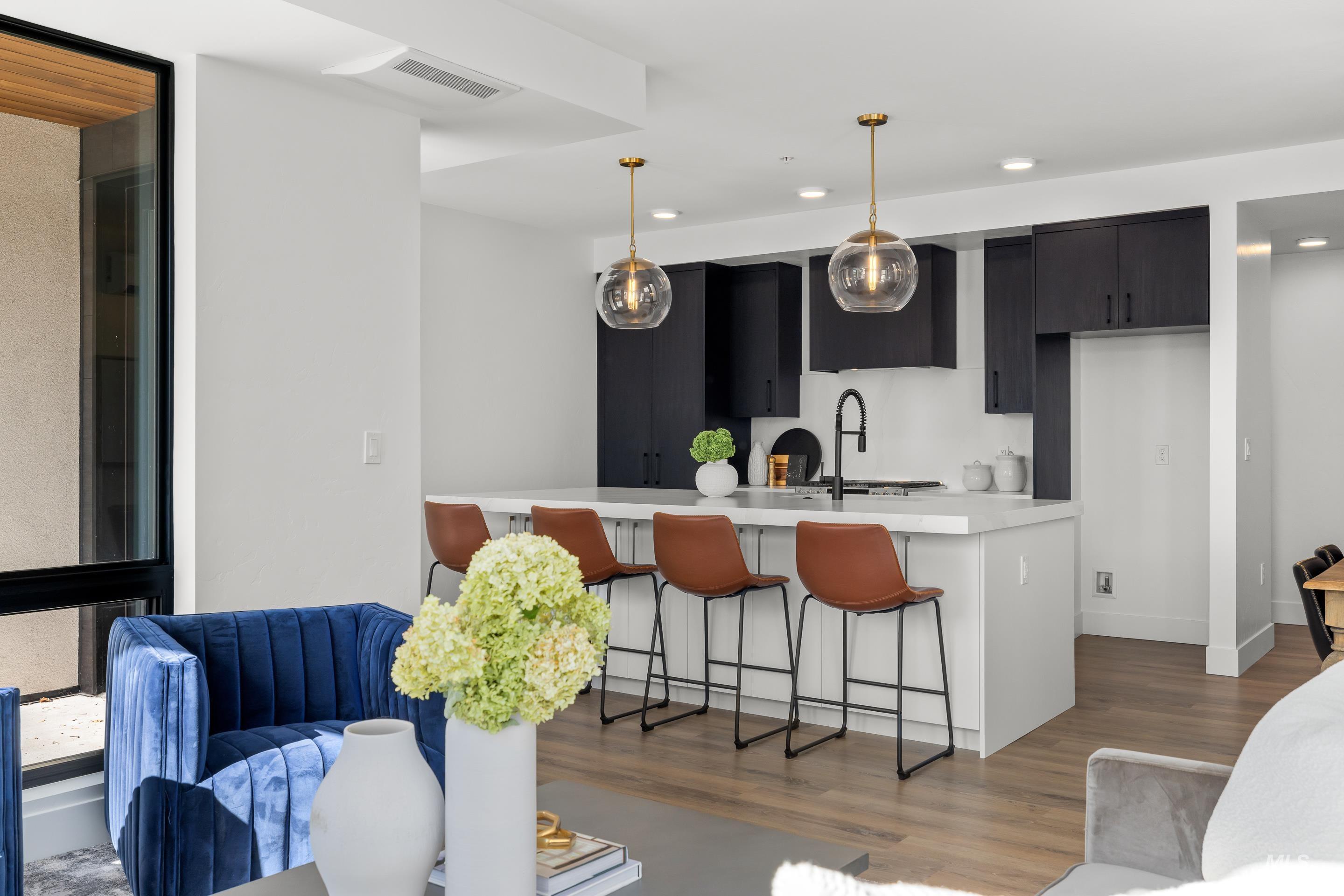 1620 W Bannock St, Boise, Idaho 83702, 2 Bedrooms, 2 Bathrooms, Residential For Sale, Price $614,900,MLS 98970988