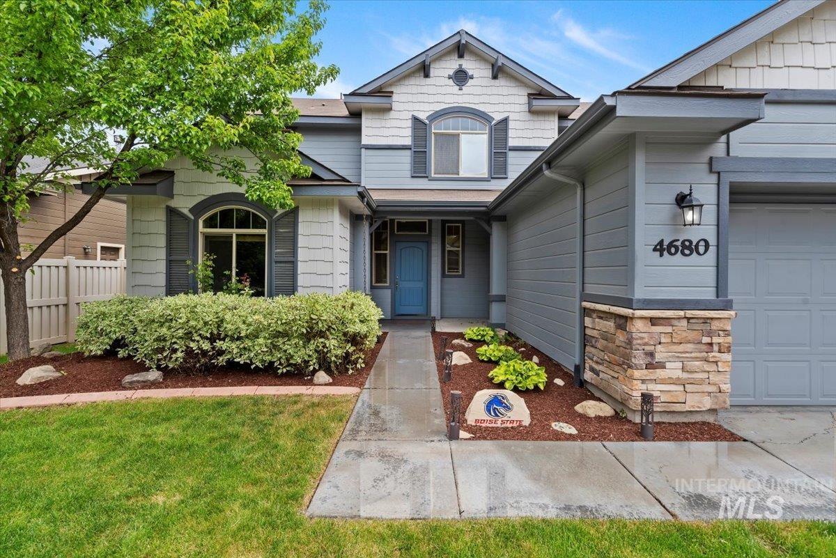 4680 N Maplestone Ave, Meridian, Idaho 83646-4928, 4 Bedrooms, 2.5 Bathrooms, Residential For Sale, Price $549,900, 98970989