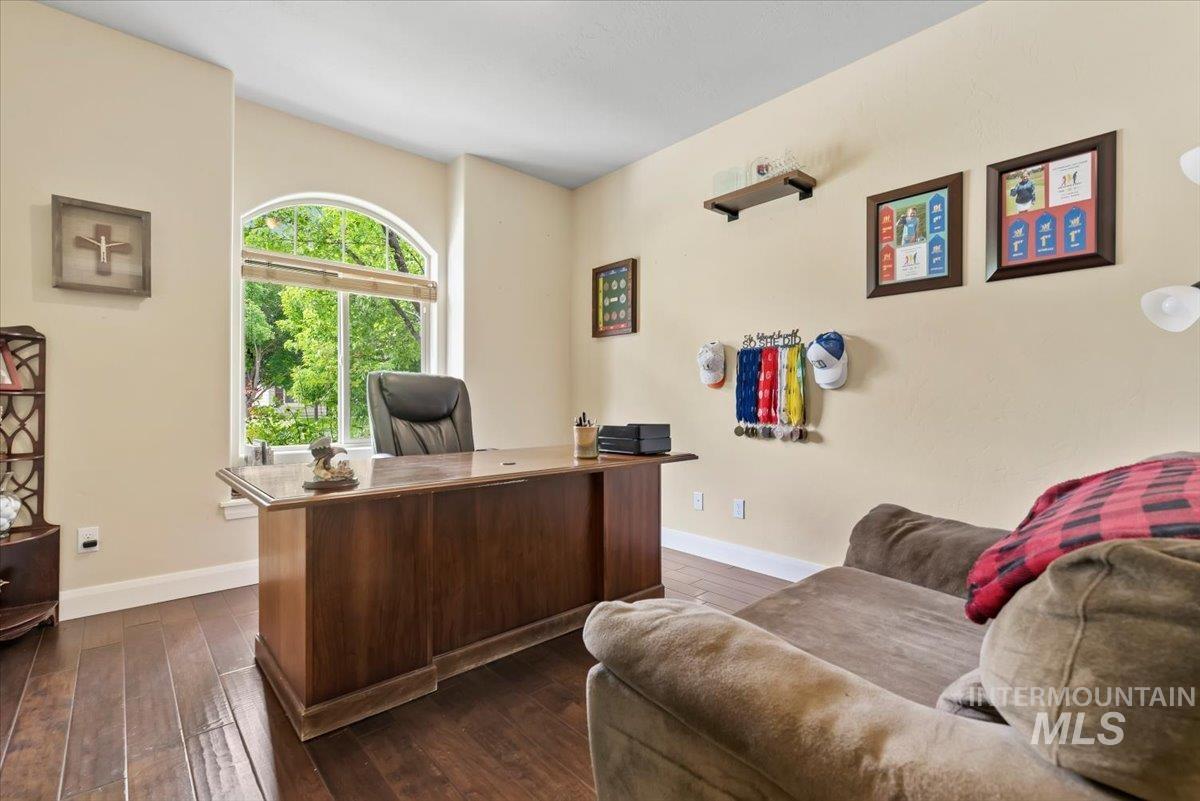 4680 N Maplestone Ave, Meridian, Idaho 83646-4928, 4 Bedrooms, 2.5 Bathrooms, Residential For Sale, Price $549,900, 98970989