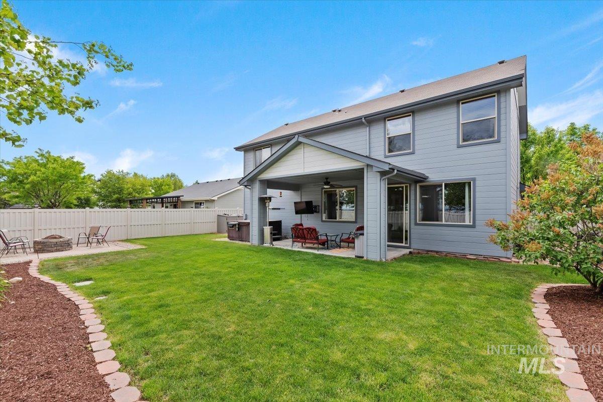 4680 N Maplestone Ave, Meridian, Idaho 83646-4928, 4 Bedrooms, 2.5 Bathrooms, Residential For Sale, Price $549,900, 98970989