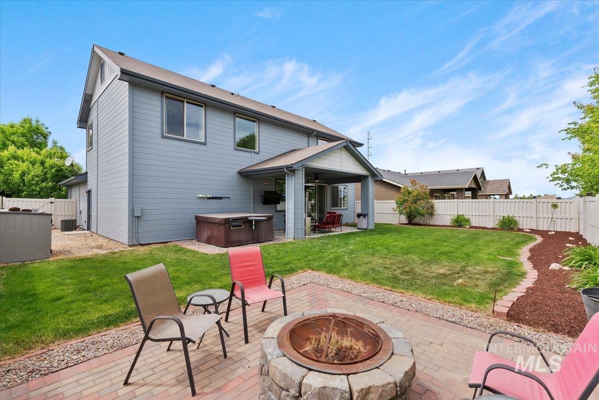 4680 N Maplestone Ave, Meridian, Idaho 83646-4928, 4 Bedrooms, 2.5 Bathrooms, Residential For Sale, Price $549,900, 98970989