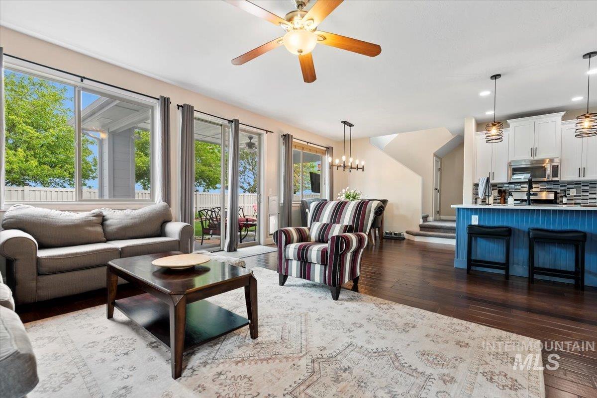 4680 N Maplestone Ave, Meridian, Idaho 83646-4928, 4 Bedrooms, 2.5 Bathrooms, Residential For Sale, Price $549,900, 98970989