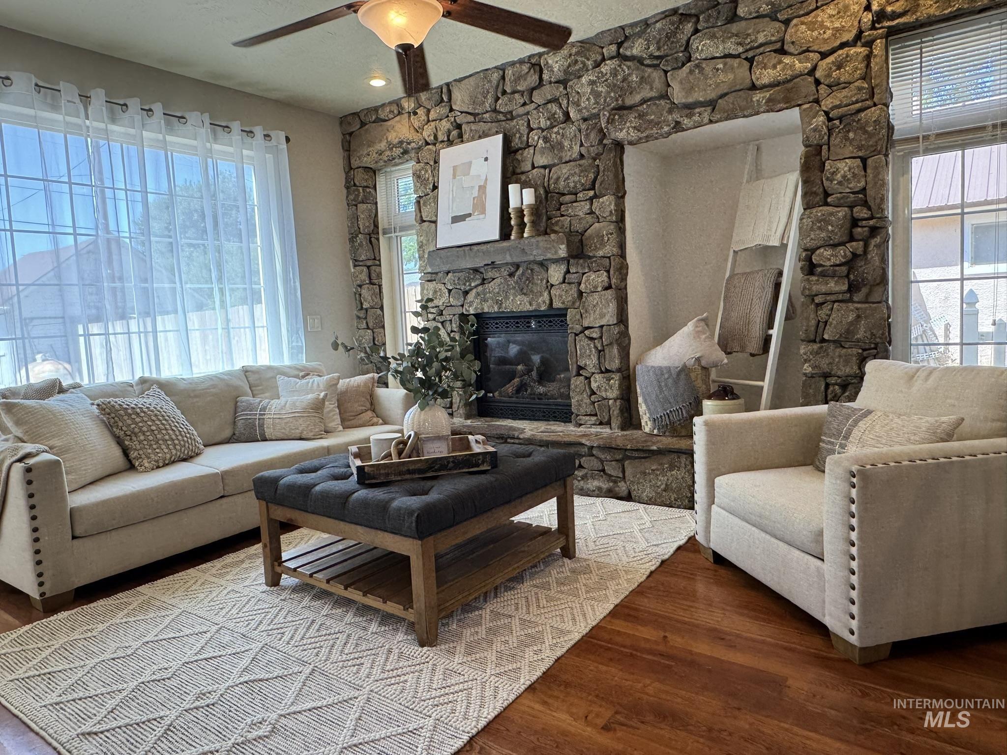 140 W Valley Road, Hagerman, Idaho 83332, 5 Bedrooms, 2.5 Bathrooms, Residential For Sale, Price $400,000, 98970991