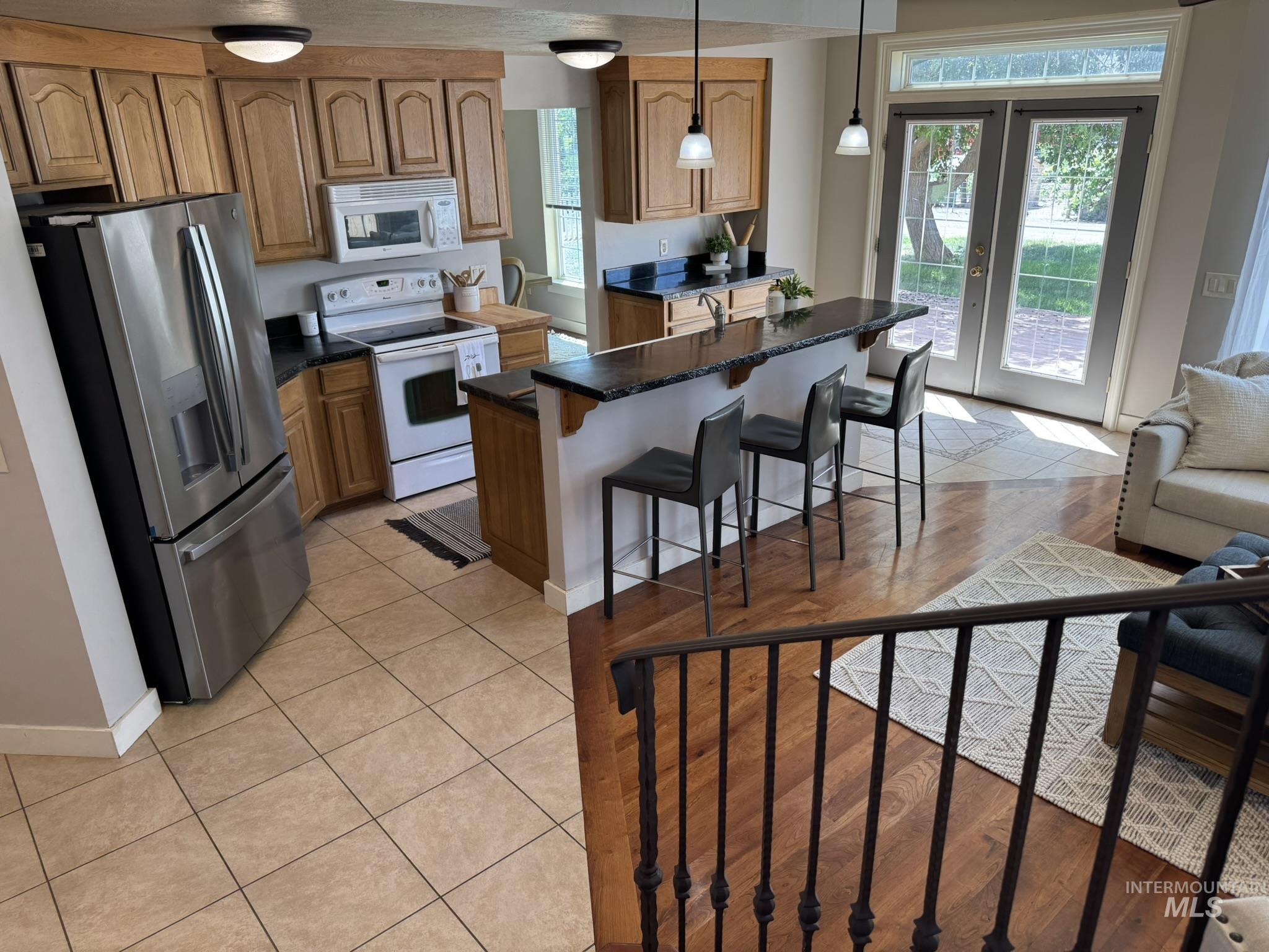 140 W Valley Road, Hagerman, Idaho 83332, 5 Bedrooms, 2.5 Bathrooms, Residential For Sale, Price $400,000, 98970991