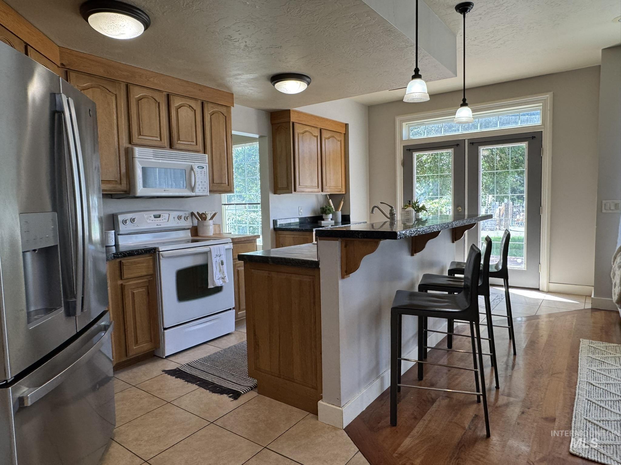 140 W Valley Road, Hagerman, Idaho 83332, 5 Bedrooms, 2.5 Bathrooms, Residential For Sale, Price $400,000, 98970991