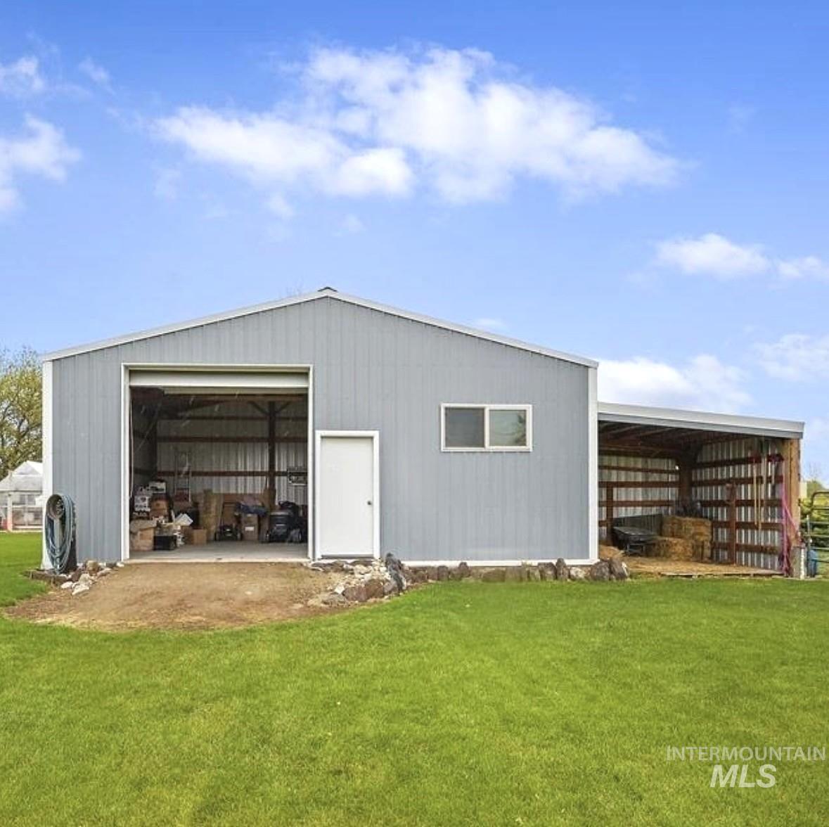 12733 Five Mile Rd, Kuna, Idaho 83634, 4 Bedrooms, 1 Bathroom, Residential For Sale, Price $595,000,MLS 98970992