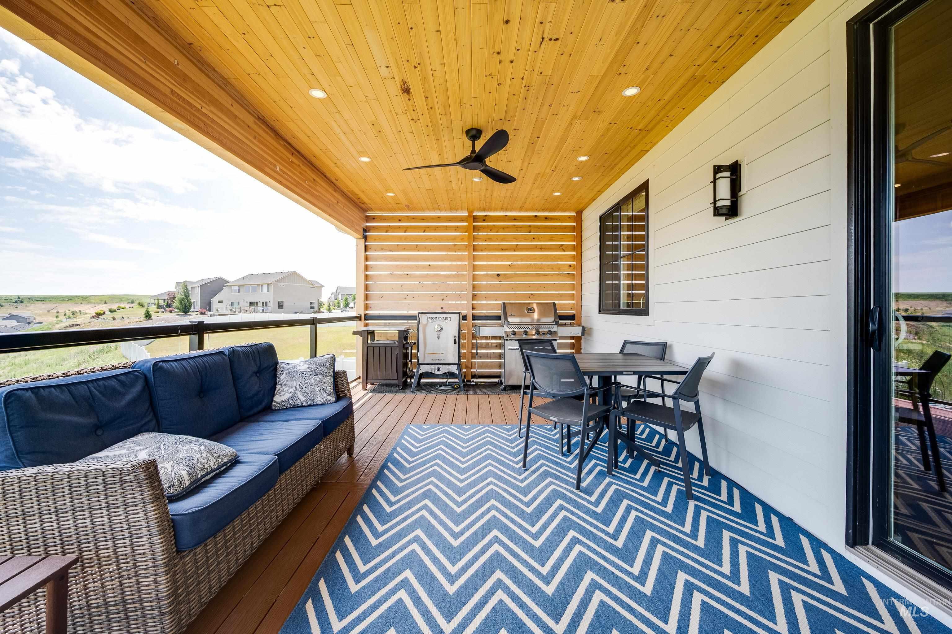 1325 SW Panorama Drive, Pullman, Washington 99163, 5 Bedrooms, 4 Bathrooms, Residential For Sale, Price $899,000,MLS 98970994