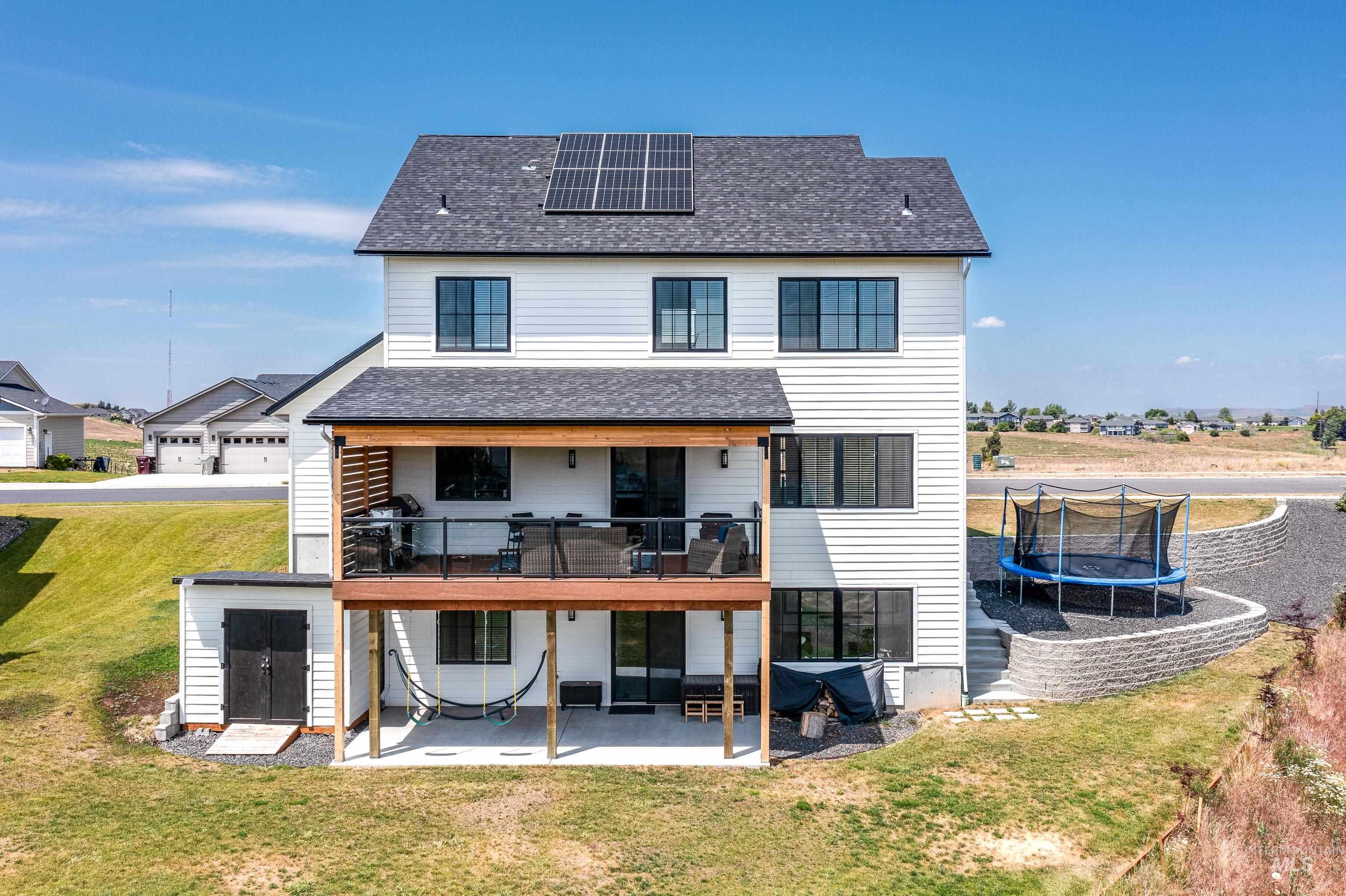 1325 SW Panorama Drive, Pullman, Washington 99163, 5 Bedrooms, 4 Bathrooms, Residential For Sale, Price $899,000,MLS 98970994