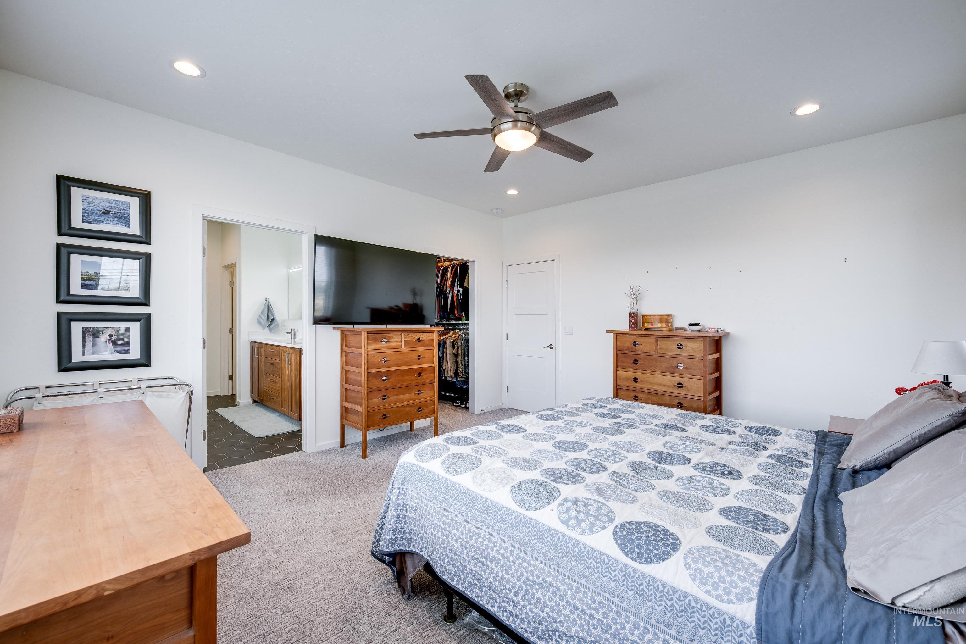 1325 SW Panorama Drive, Pullman, Washington 99163, 5 Bedrooms, 4 Bathrooms, Residential For Sale, Price $899,000,MLS 98970994