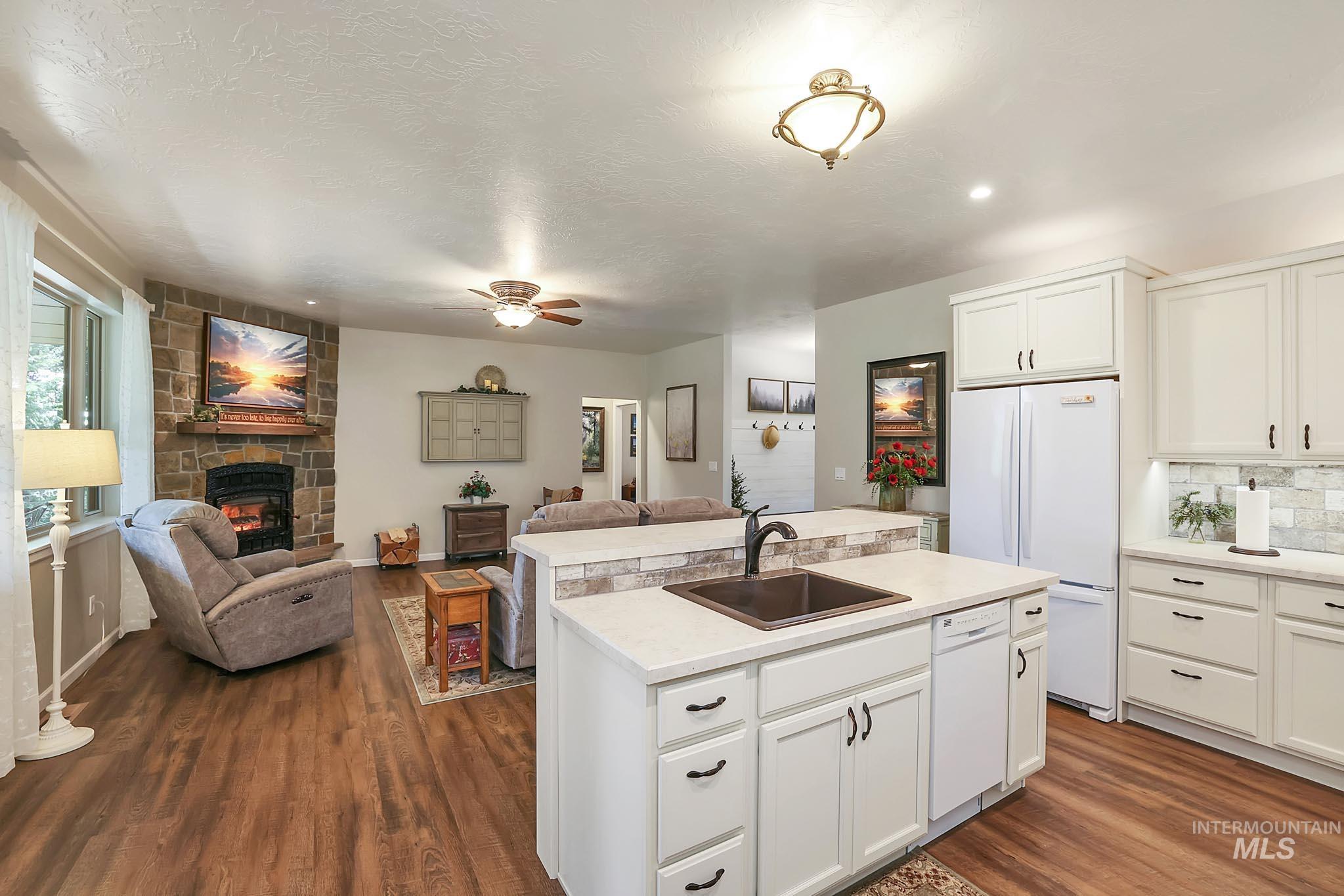 4490 Vardon Road, New Meadows, Idaho 83654-4490, 3 Bedrooms, 3 Bathrooms, Residential For Sale, Price $945,000, 98970995