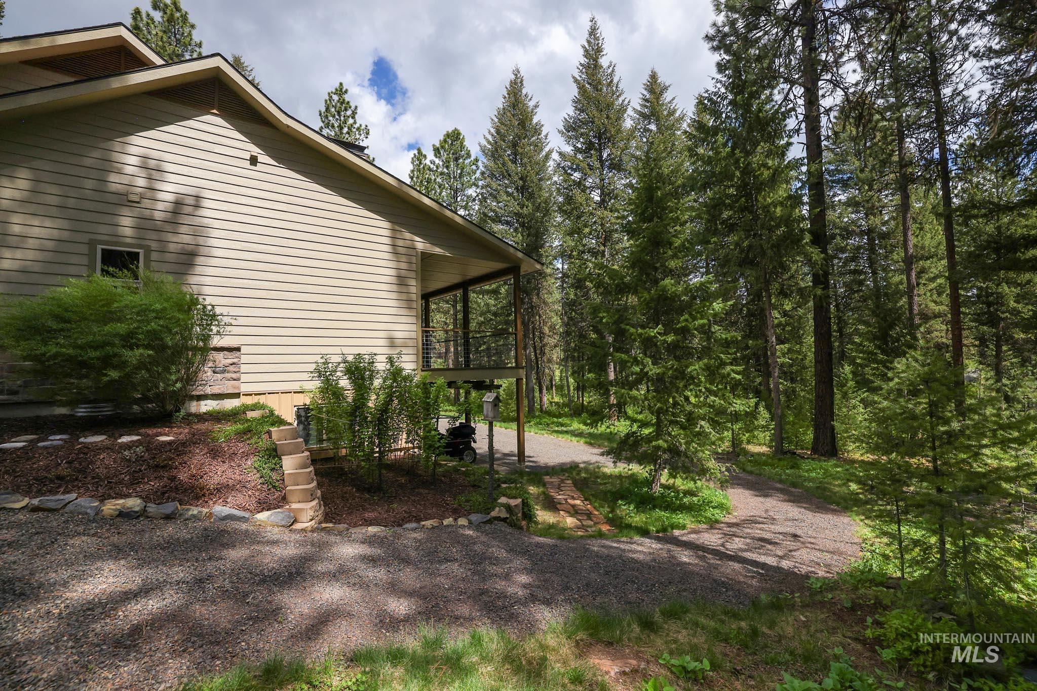 4490 Vardon Road, New Meadows, Idaho 83654-4490, 3 Bedrooms, 3 Bathrooms, Residential For Sale, Price $945,000, 98970995