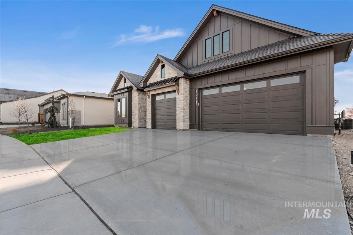 10821 W Cruden Bay Ln, Kuna, Idaho 83634, 4 Bedrooms, 3 Bathrooms, Residential For Sale, Price $1,079,880, 98970998