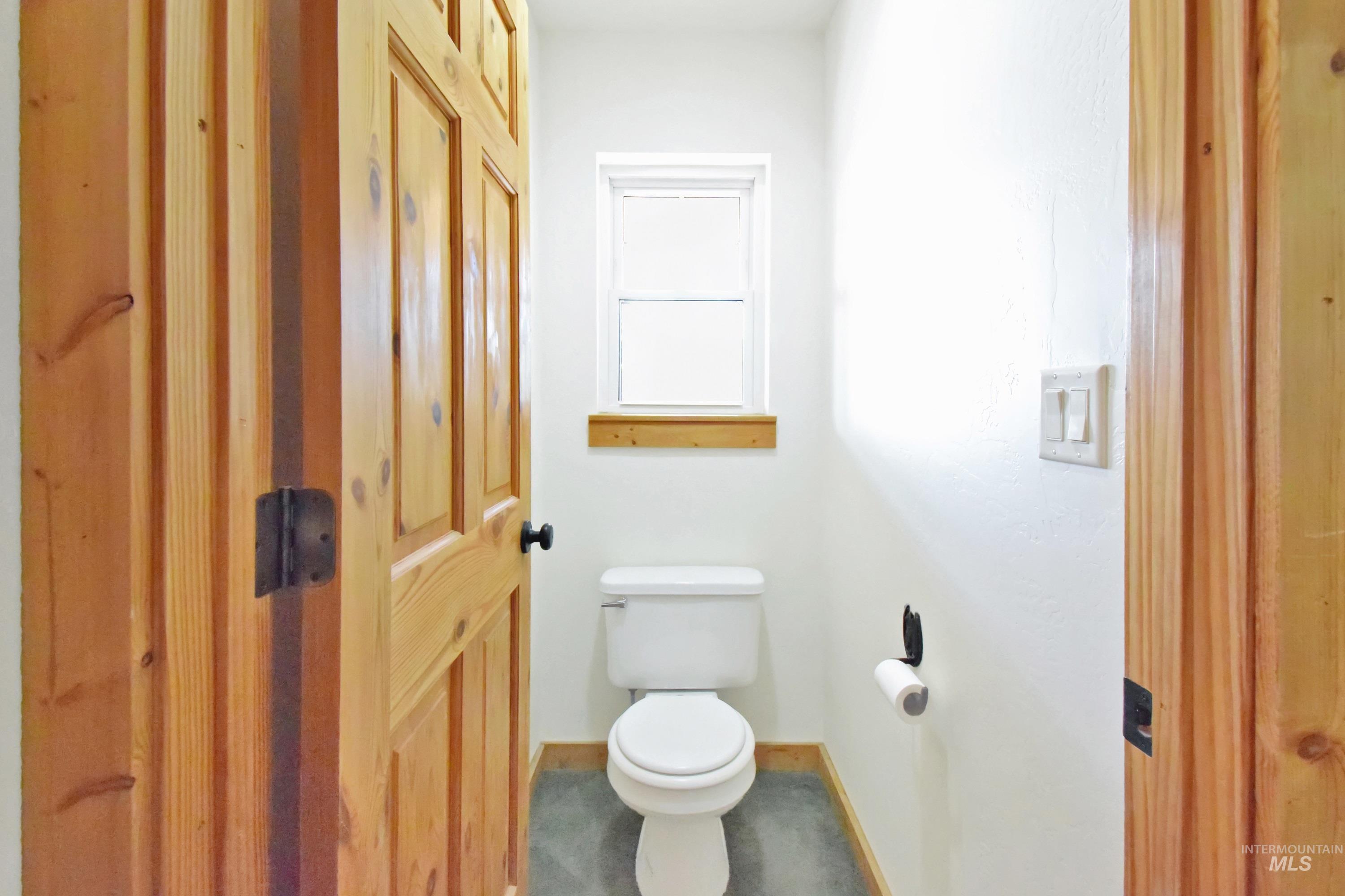 3059 N 3422 E, Kimberly, Idaho 83341-0000, 3 Bedrooms, 2 Bathrooms, Residential For Sale, Price $639,000, 98970999