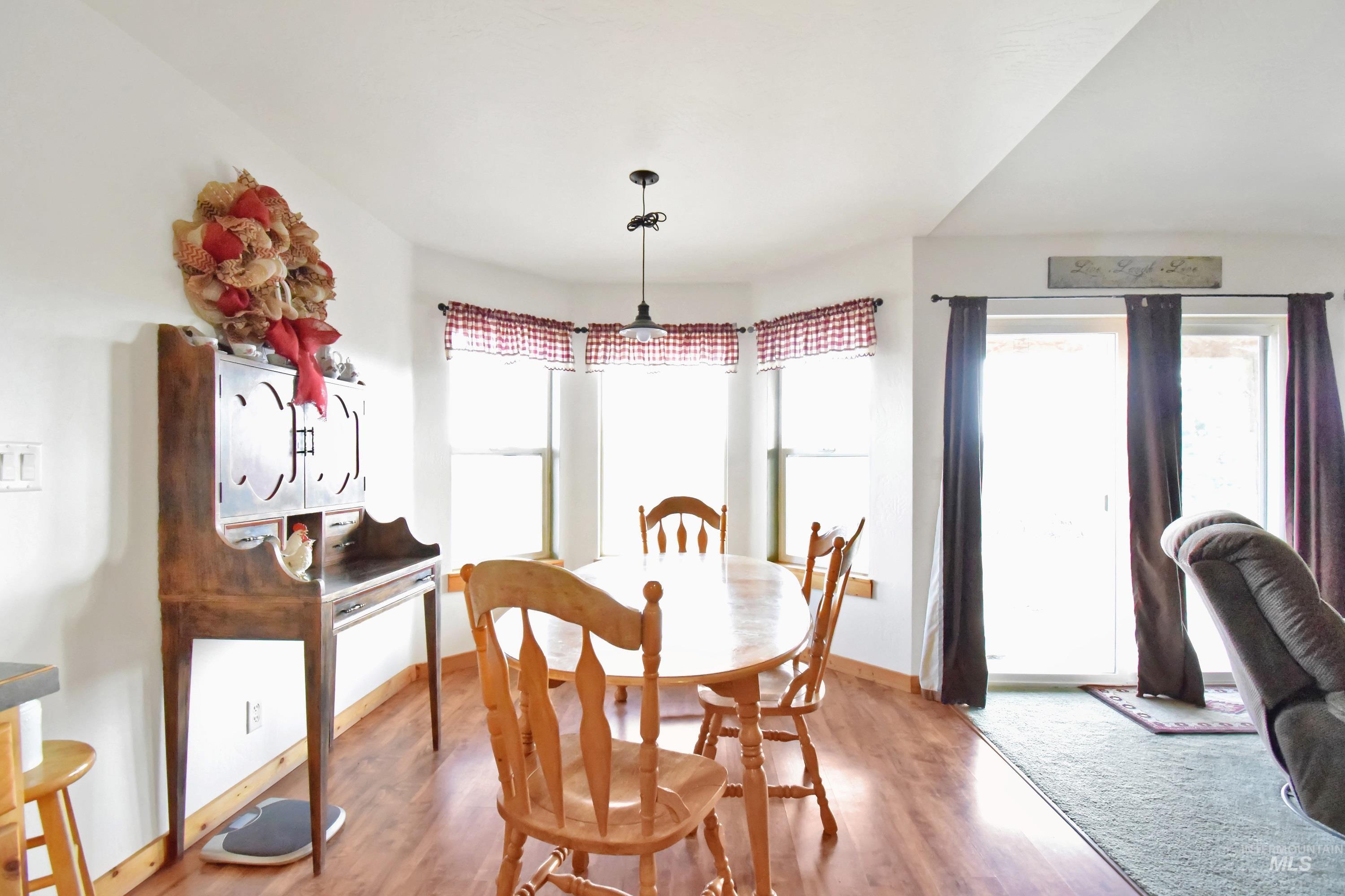 3059 N 3422 E, Kimberly, Idaho 83341-0000, 3 Bedrooms, 2 Bathrooms, Residential For Sale, Price $639,000, 98970999