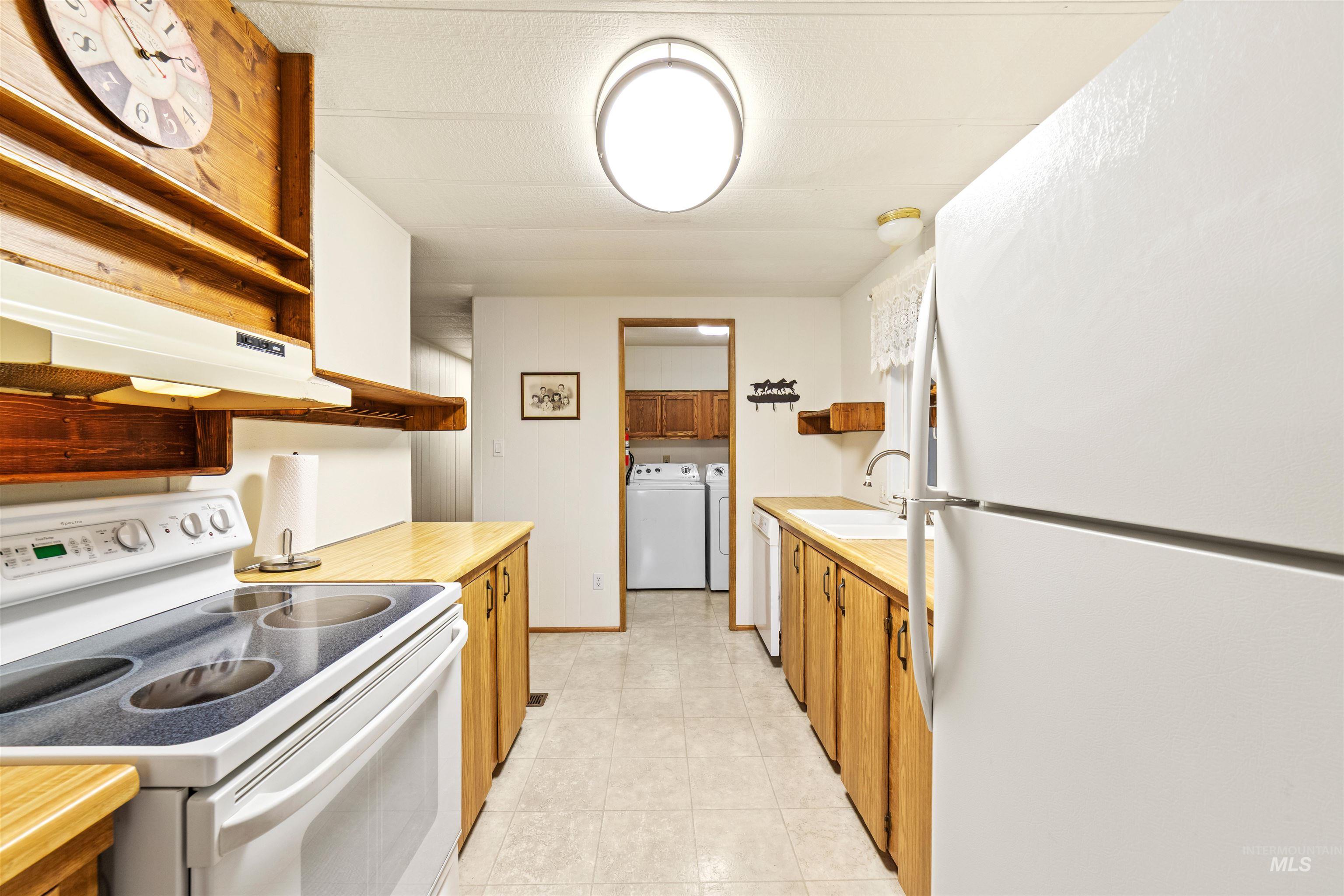 260 N. Checola Circle, Boise, Idaho 83713, 3 Bedrooms, 1.5 Bathrooms, Residential For Sale, Price $102,000,MLS 98971000