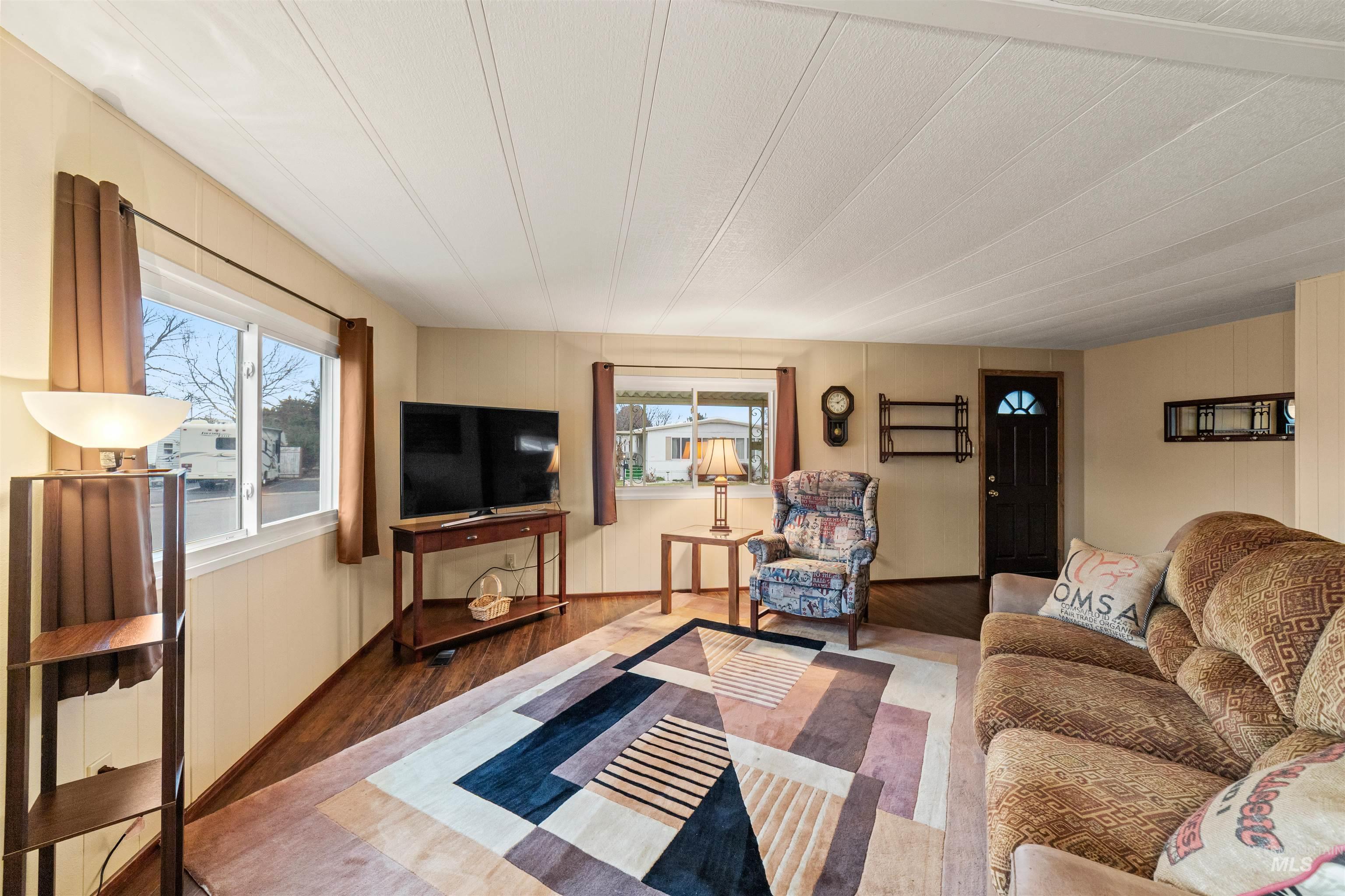 260 N. Checola Circle, Boise, Idaho 83713, 3 Bedrooms, 1.5 Bathrooms, Residential For Sale, Price $102,000,MLS 98971000