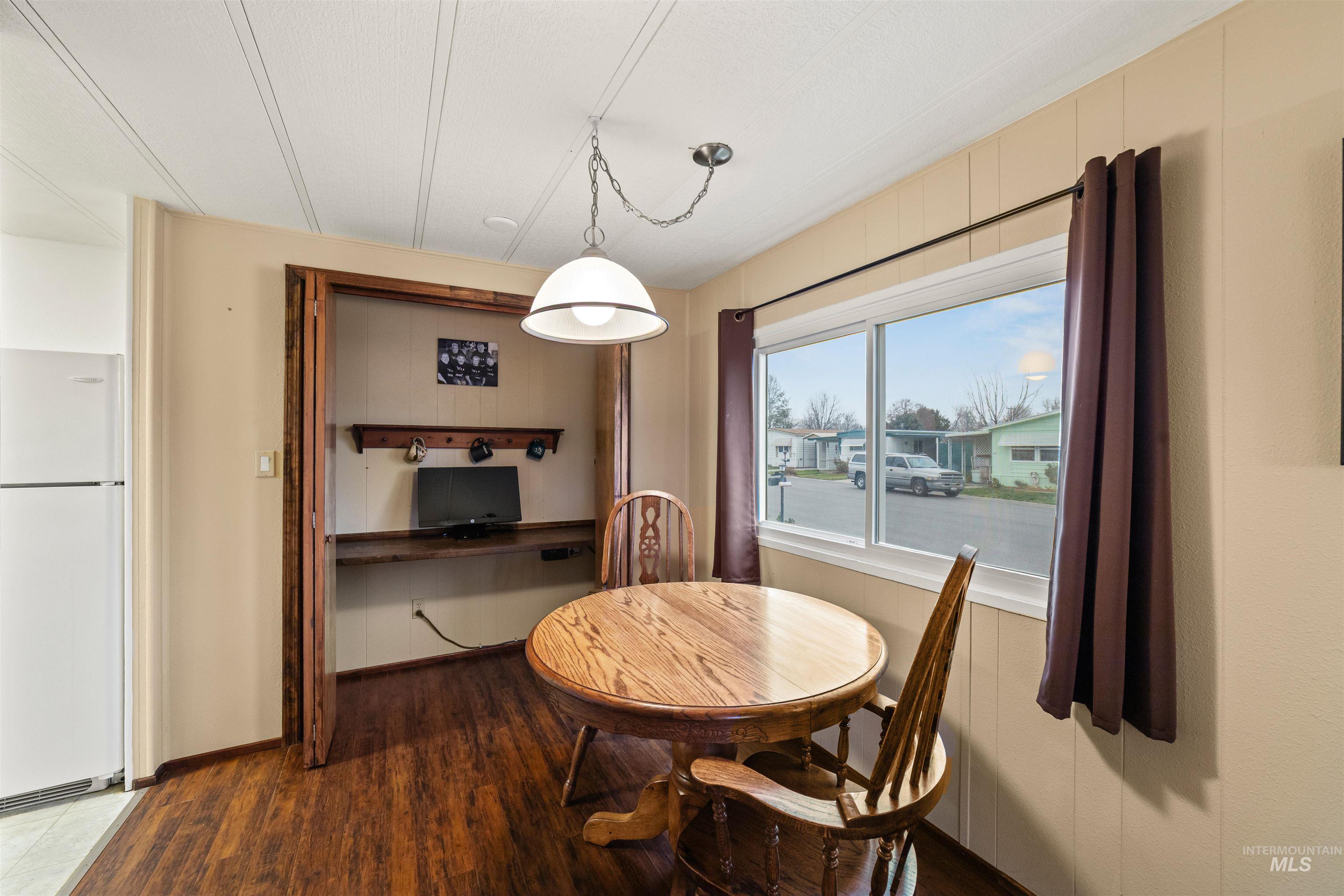 260 N. Checola Circle, Boise, Idaho 83713, 3 Bedrooms, 1.5 Bathrooms, Residential For Sale, Price $102,000,MLS 98971000