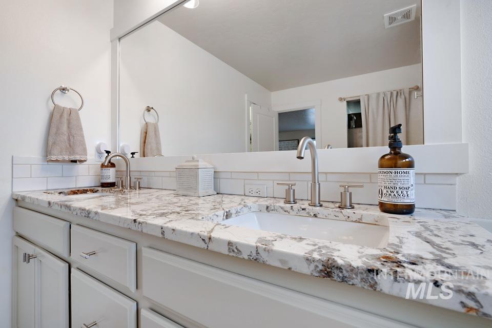 2168 Alpine Creek, Fruitland, Idaho 83619, 5 Bedrooms, 2.5 Bathrooms, Residential For Sale, Price $525,000, 98971003