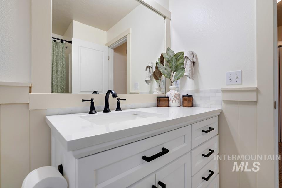 2168 Alpine Creek, Fruitland, Idaho 83619, 5 Bedrooms, 2.5 Bathrooms, Residential For Sale, Price $525,000, 98971003