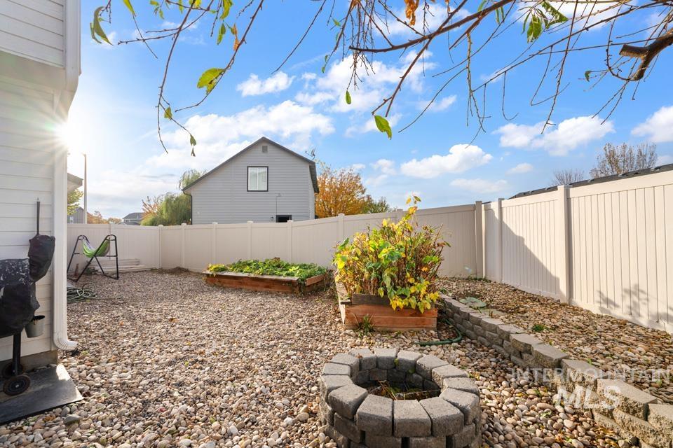 2168 Alpine Creek, Fruitland, Idaho 83619, 5 Bedrooms, 2.5 Bathrooms, Residential For Sale, Price $525,000, 98971003