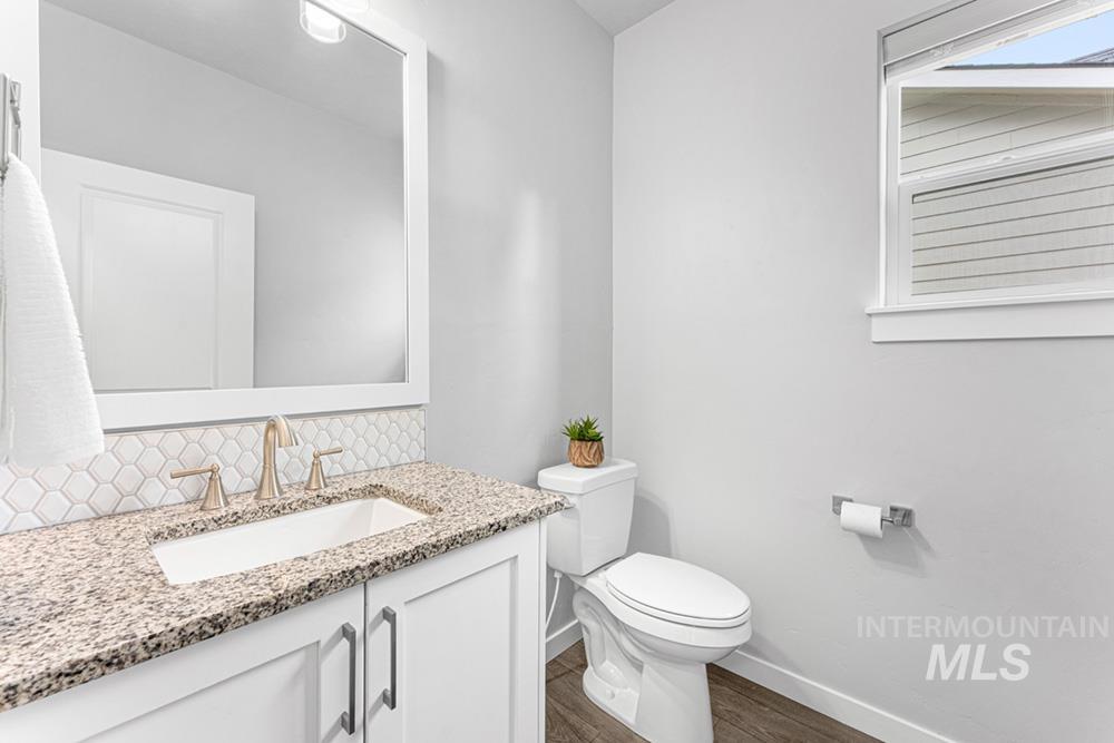 6426 W Saxton Ave, Boise, Idaho 83714, 4 Bedrooms, 2.5 Bathrooms, Residential For Sale, Price $649,900, 98971006