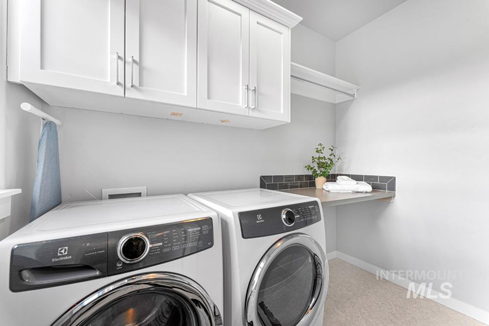 6426 W Saxton Ave, Boise, Idaho 83714, 4 Bedrooms, 2.5 Bathrooms, Residential For Sale, Price $649,900, 98971006