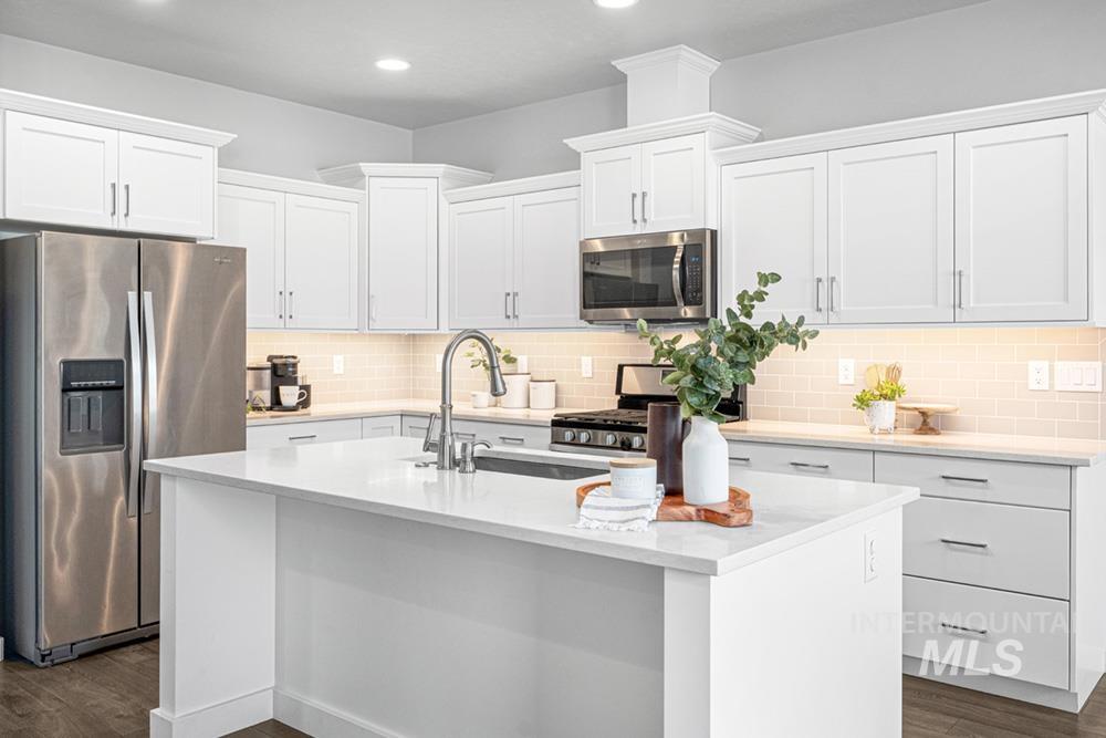 6426 W Saxton Ave, Boise, Idaho 83714, 4 Bedrooms, 2.5 Bathrooms, Residential For Sale, Price $649,900, 98971006