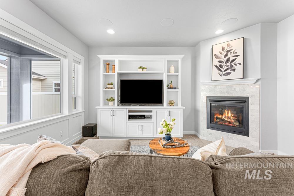 6426 W Saxton Ave, Boise, Idaho 83714, 4 Bedrooms, 2.5 Bathrooms, Residential For Sale, Price $649,900, 98971006