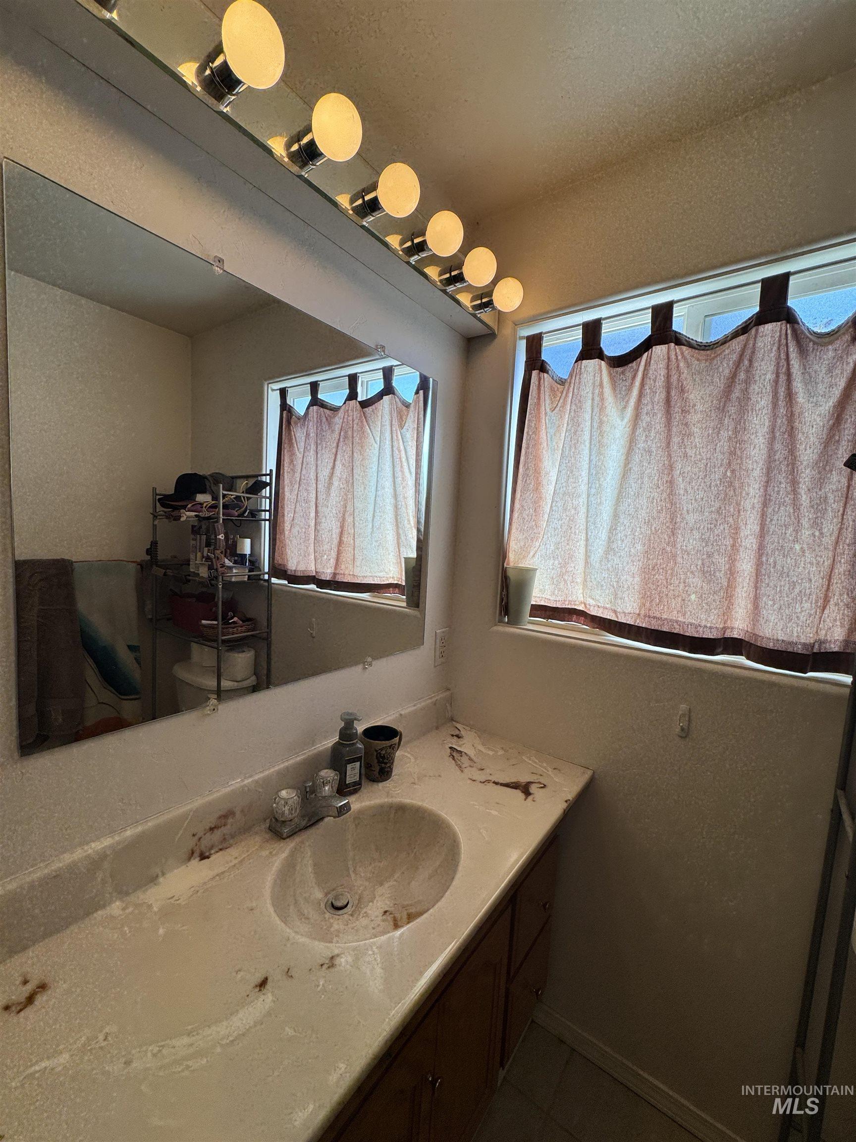 603 Main Street, Filer, Idaho 83328, 2 Bedrooms, 2 Bathrooms, Residential For Sale, Price $259,900, 98971008