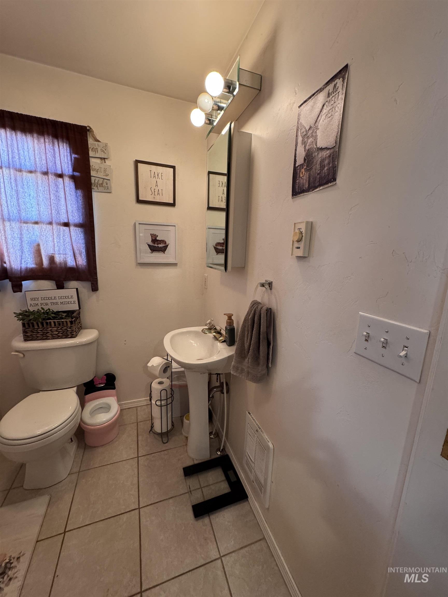 603 Main Street, Filer, Idaho 83328, 2 Bedrooms, 2 Bathrooms, Residential For Sale, Price $259,900, 98971008