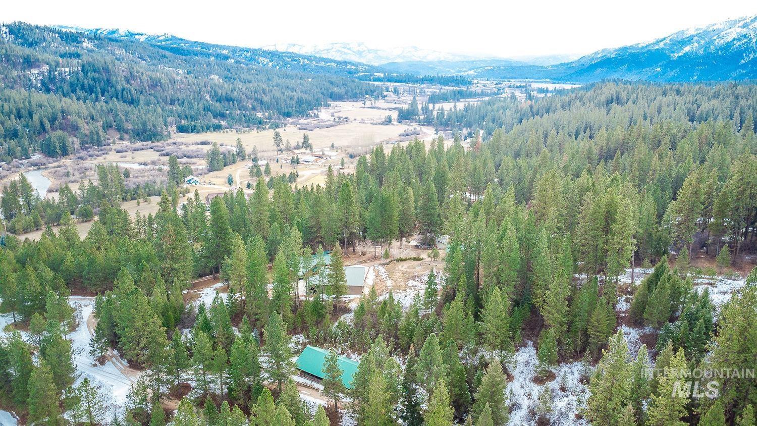 10 Reseda Ridge Circle, Garden Valley, Idaho 83622, 3 Bedrooms, 1.5 Bathrooms, Residential For Sale, Price $410,500,MLS 98971010