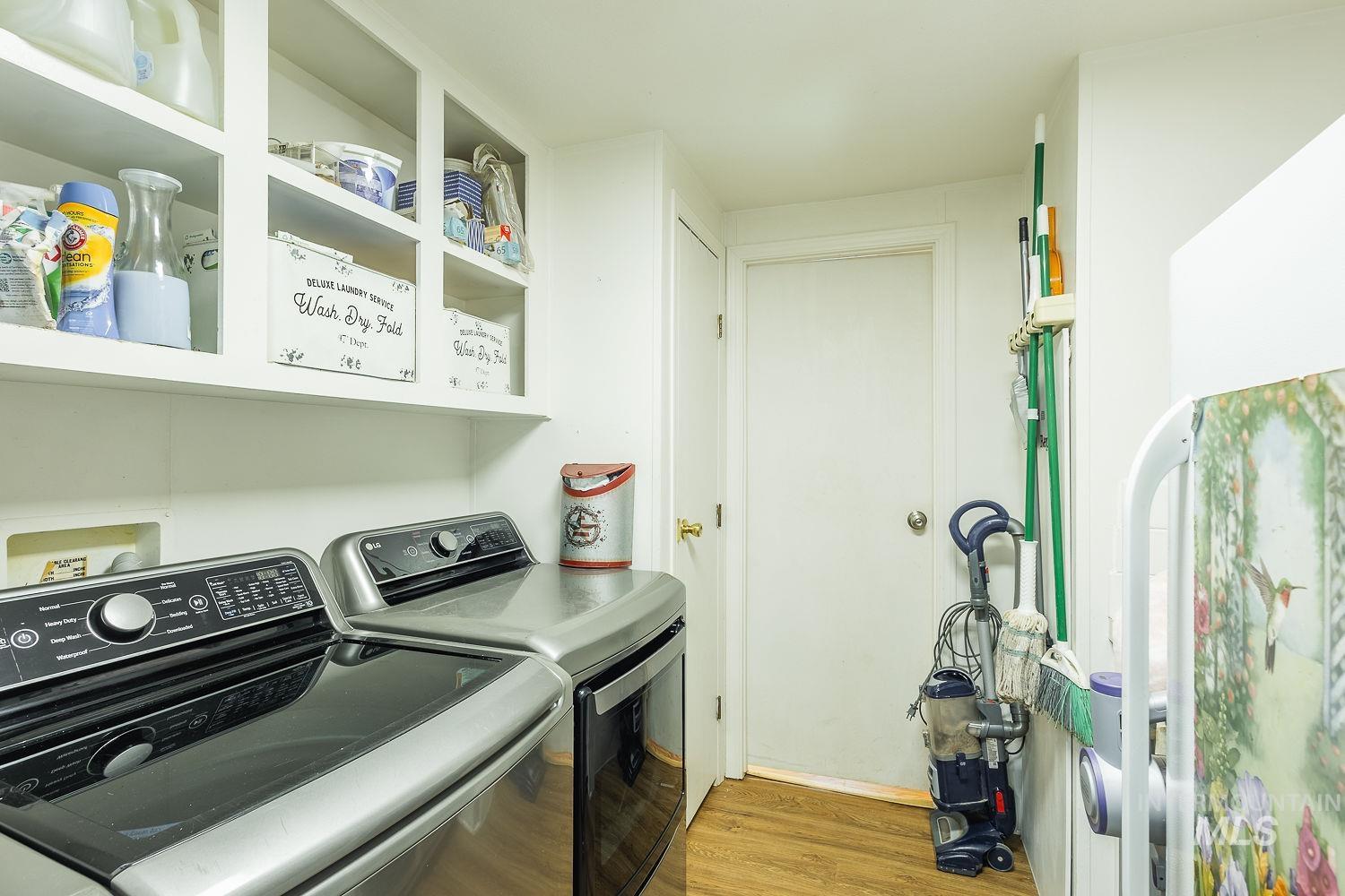 10 Reseda Ridge Circle, Garden Valley, Idaho 83622, 3 Bedrooms, 1.5 Bathrooms, Residential For Sale, Price $410,500,MLS 98971010