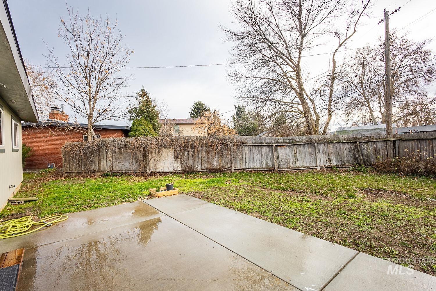 6403 W Colonial Drive, Boise, Idaho 83709, 3 Bedrooms, 1.5 Bathrooms, Residential For Sale, Price $409,000,MLS 98971014