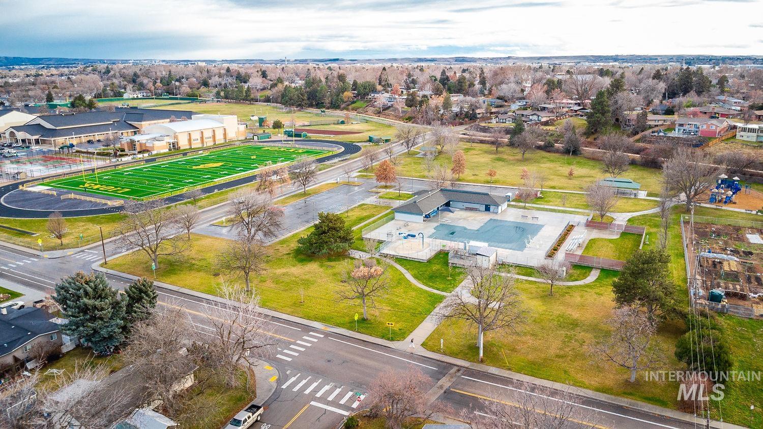 6403 W Colonial Drive, Boise, Idaho 83709, 3 Bedrooms, 1.5 Bathrooms, Residential For Sale, Price $409,000,MLS 98971014