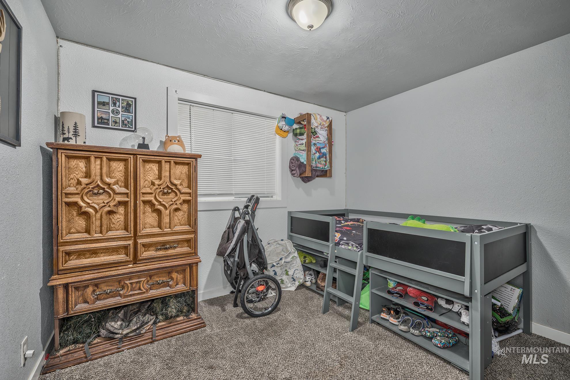 994 NW 5th Ave, Ontario, Oregon 97914, 3 Bedrooms, 1 Bathroom, Residential For Sale, Price $289,000, 98971016