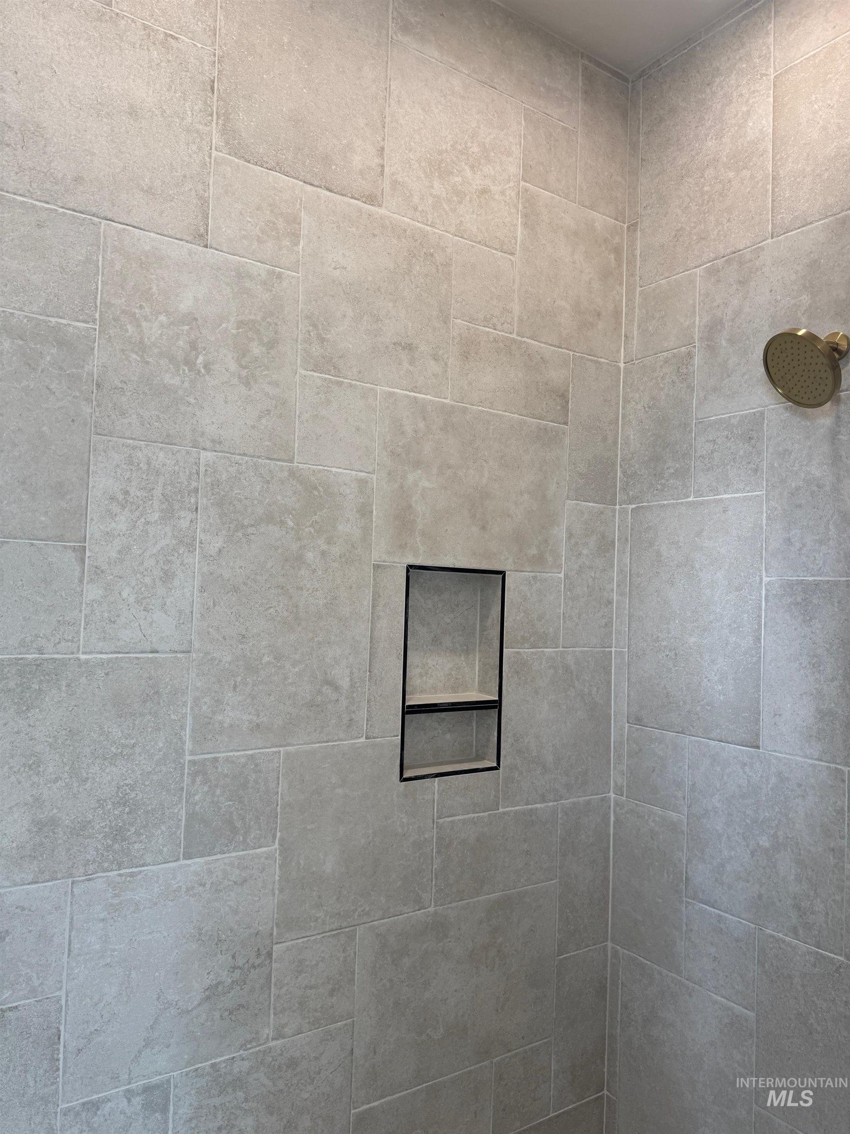 3228 Flight Deck Dr, New Plymouth, Idaho 83655, 6 Bedrooms, 3.5 Bathrooms, Residential For Sale, Price $0,MLS 98971017