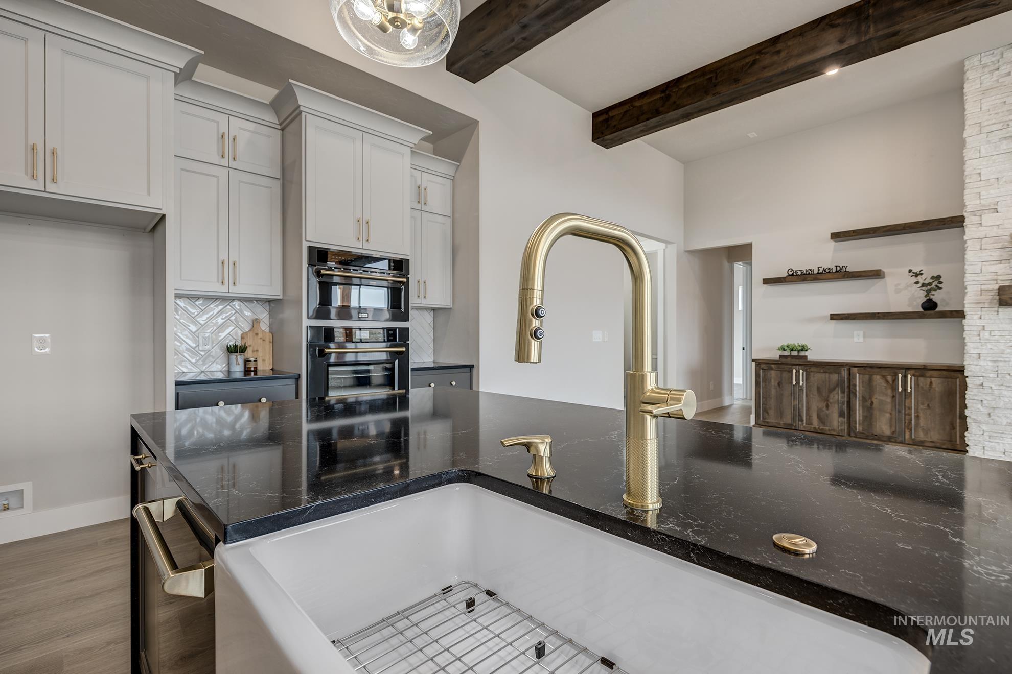 3228 Flight Deck Dr, New Plymouth, Idaho 83655, 6 Bedrooms, 3.5 Bathrooms, Residential For Sale, Price $1,090,000,MLS 98971017