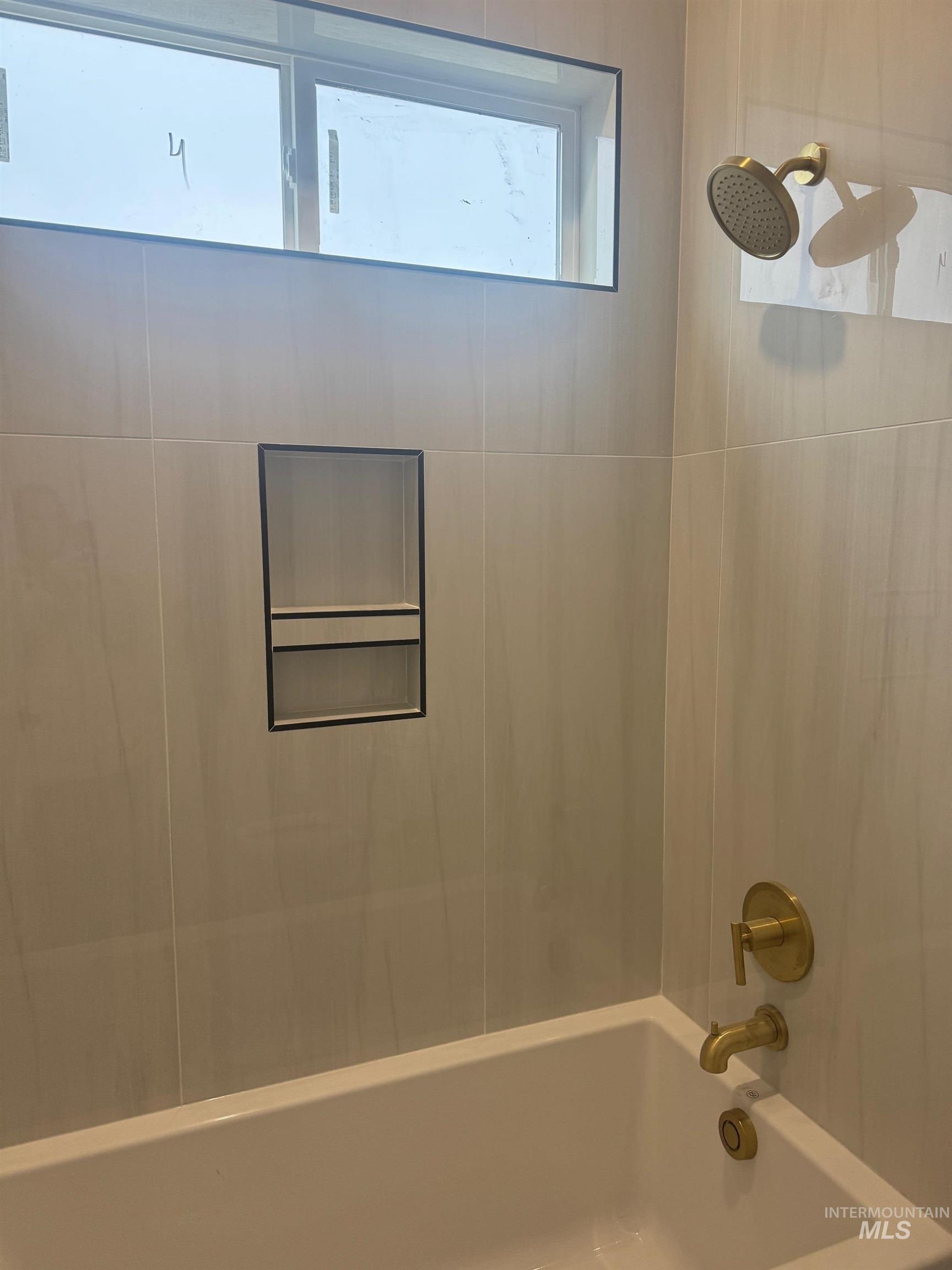 3228 Flight Deck Dr, New Plymouth, Idaho 83655, 6 Bedrooms, 3.5 Bathrooms, Residential For Sale, Price $0,MLS 98971017