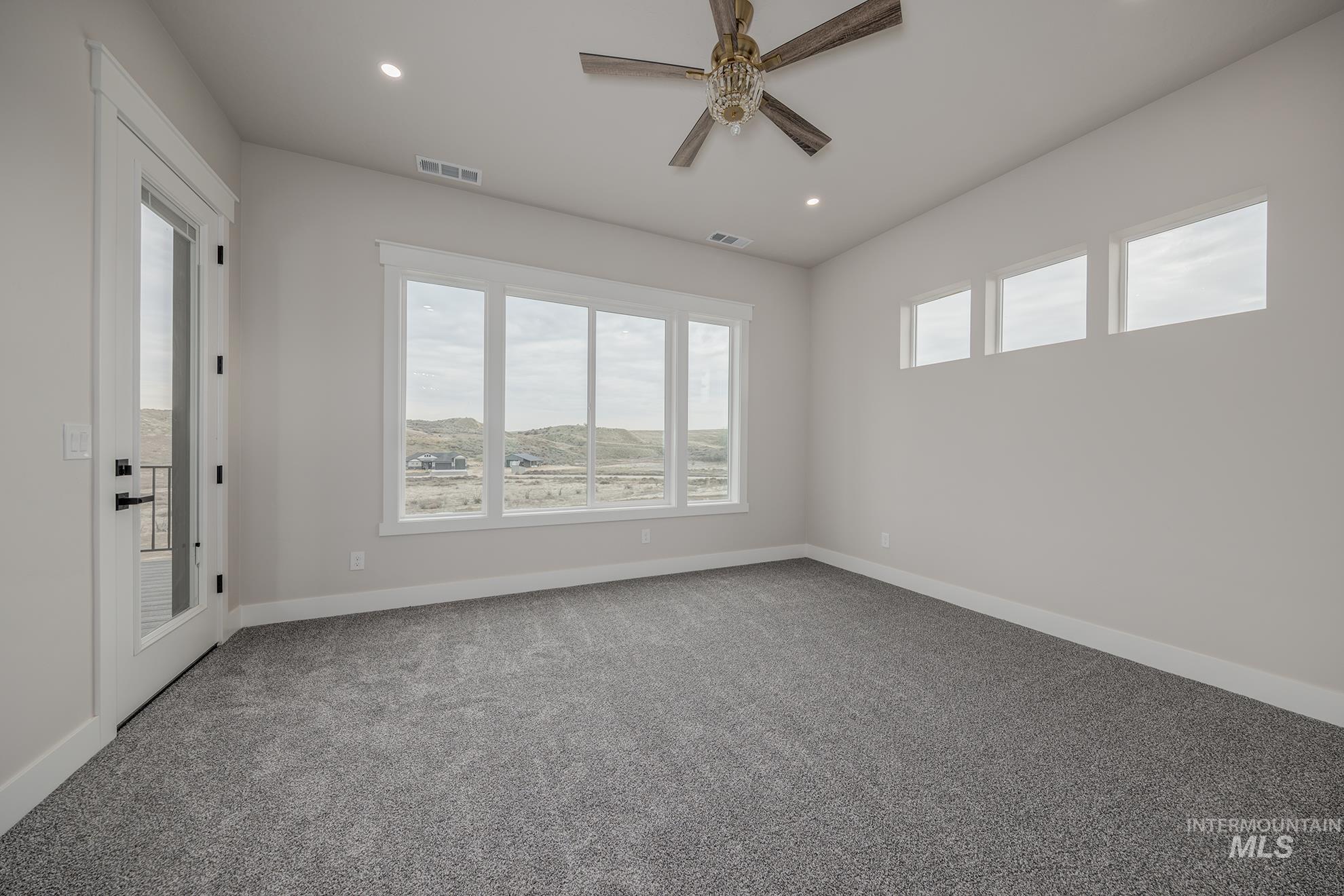 3228 Flight Deck Dr, New Plymouth, Idaho 83655, 6 Bedrooms, 3.5 Bathrooms, Residential For Sale, Price $1,090,000,MLS 98971017