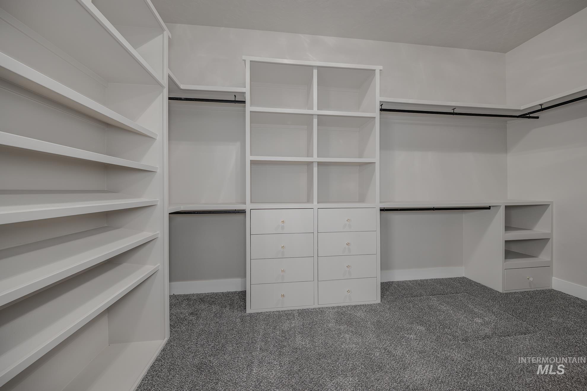 3228 Flight Deck Dr, New Plymouth, Idaho 83655, 6 Bedrooms, 3.5 Bathrooms, Residential For Sale, Price $1,090,000,MLS 98971017