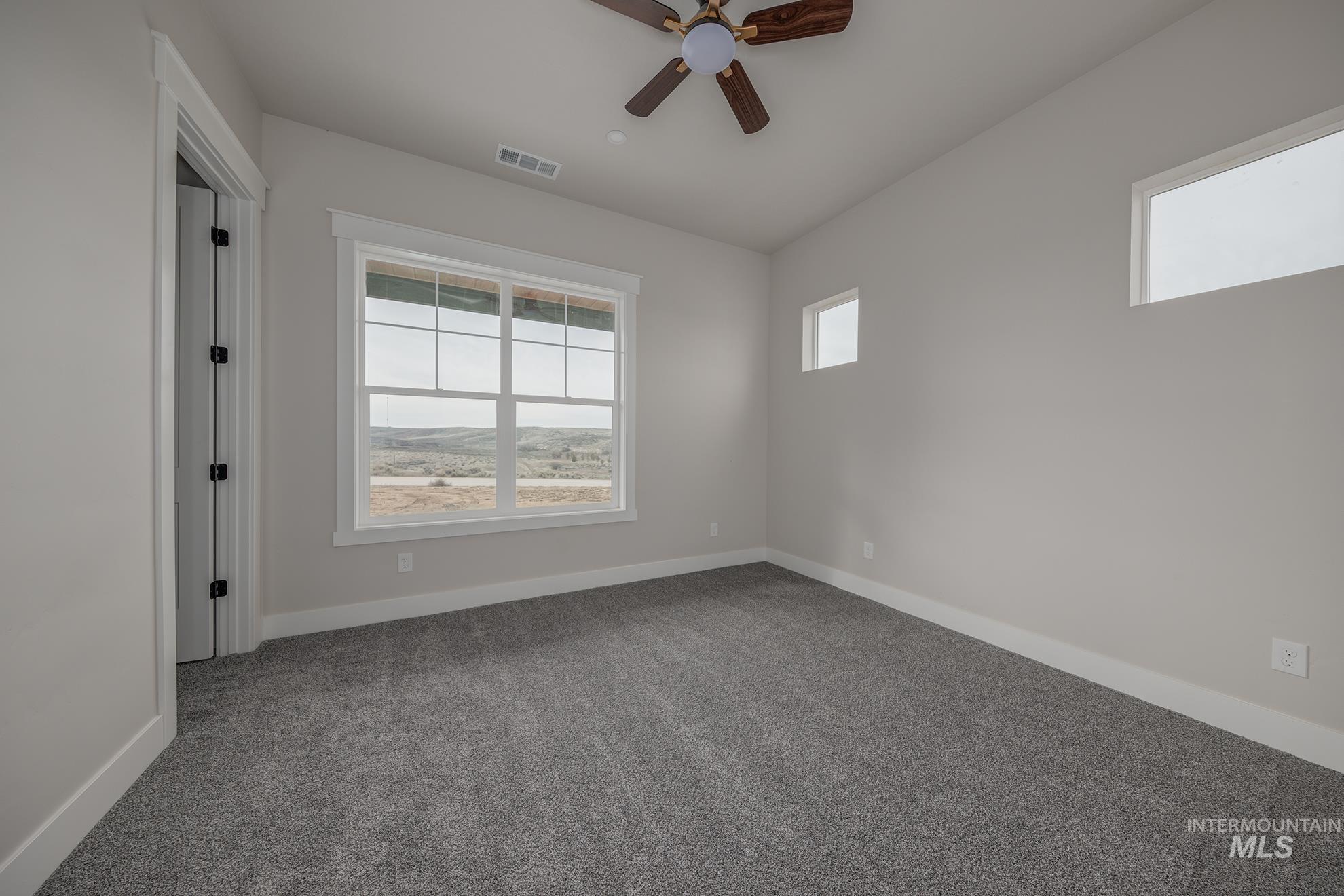 3228 Flight Deck Dr, New Plymouth, Idaho 83655, 6 Bedrooms, 3.5 Bathrooms, Residential For Sale, Price $1,090,000,MLS 98971017