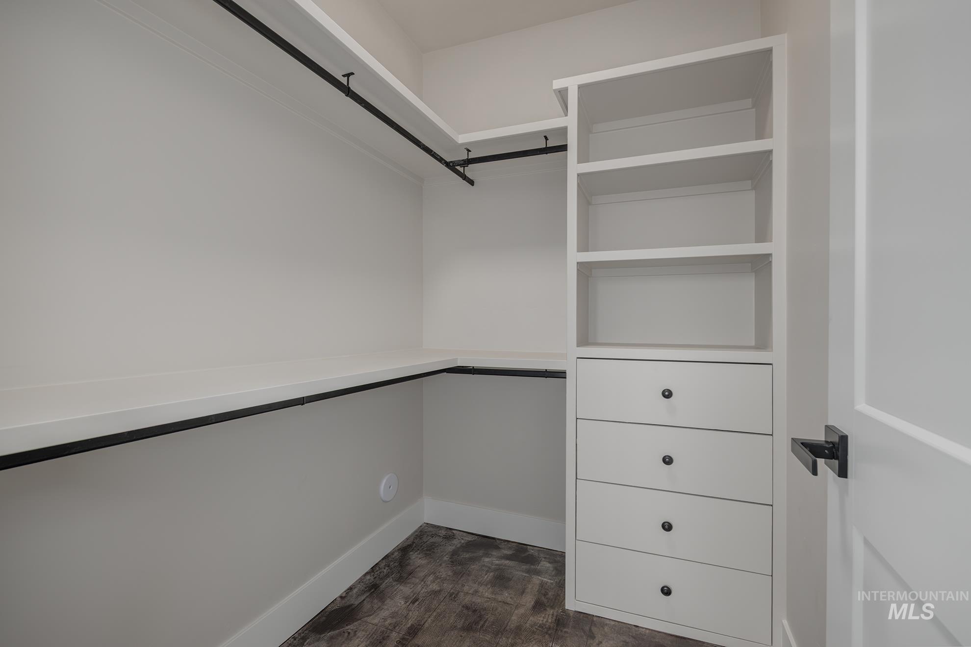 3228 Flight Deck Dr, New Plymouth, Idaho 83655, 6 Bedrooms, 3.5 Bathrooms, Residential For Sale, Price $1,090,000,MLS 98971017